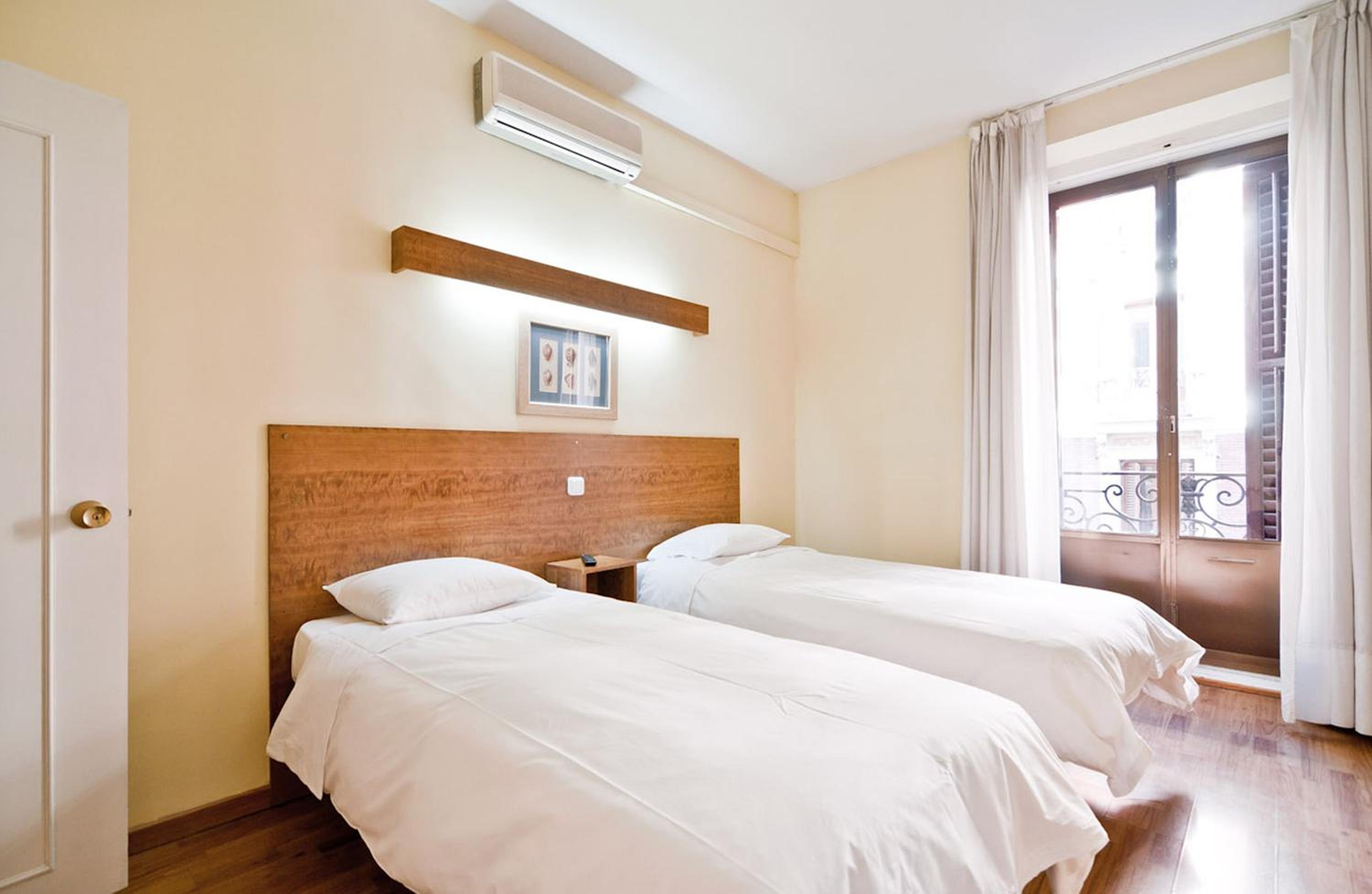 Double Room - Photo 31