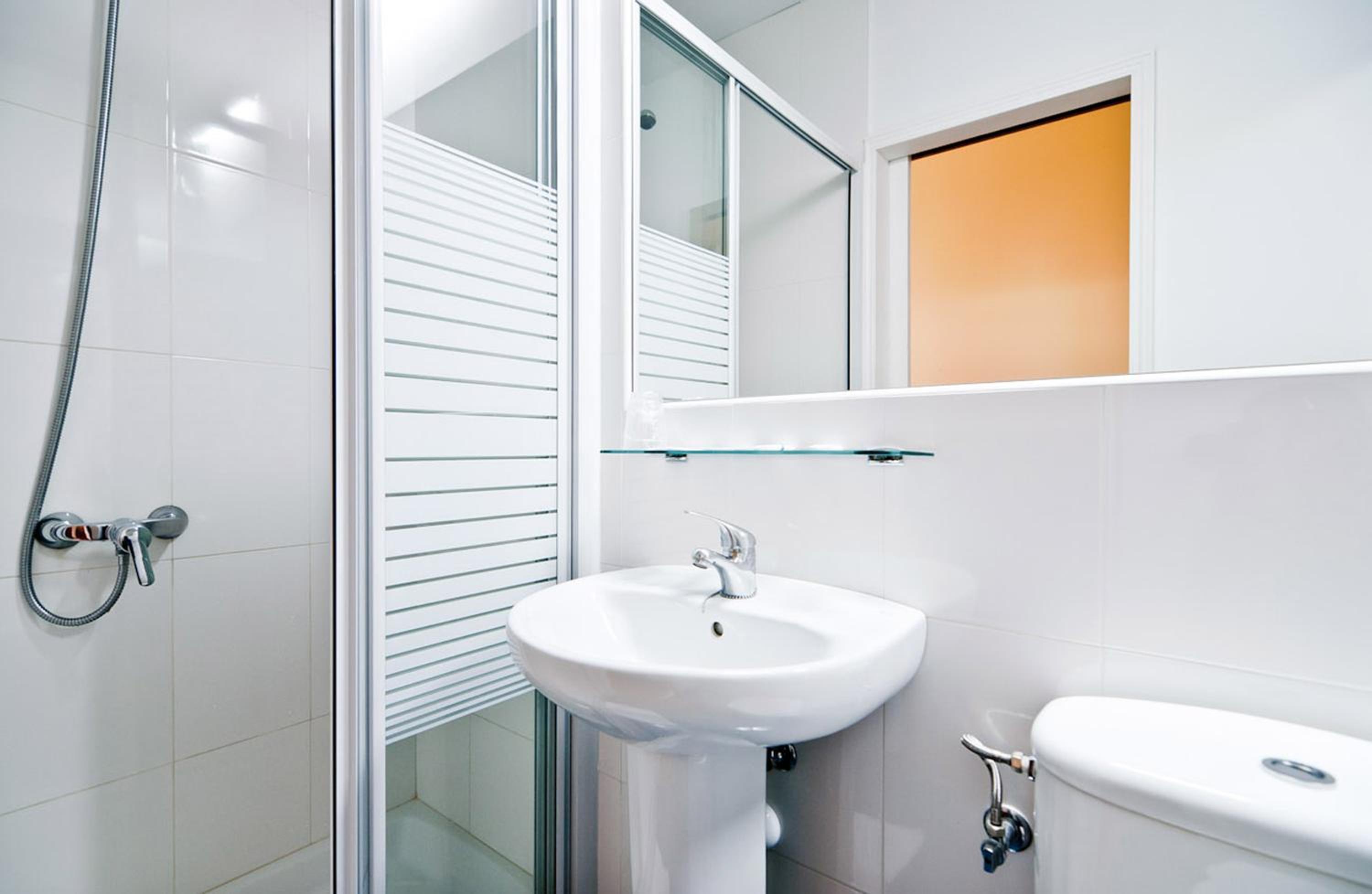 Triple Room - Photo 14