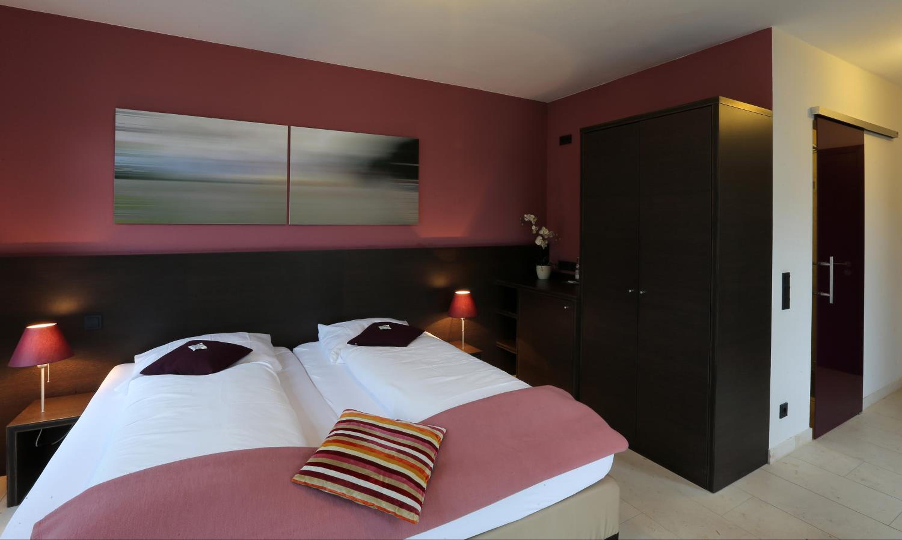 Double or Twin Room photo 3