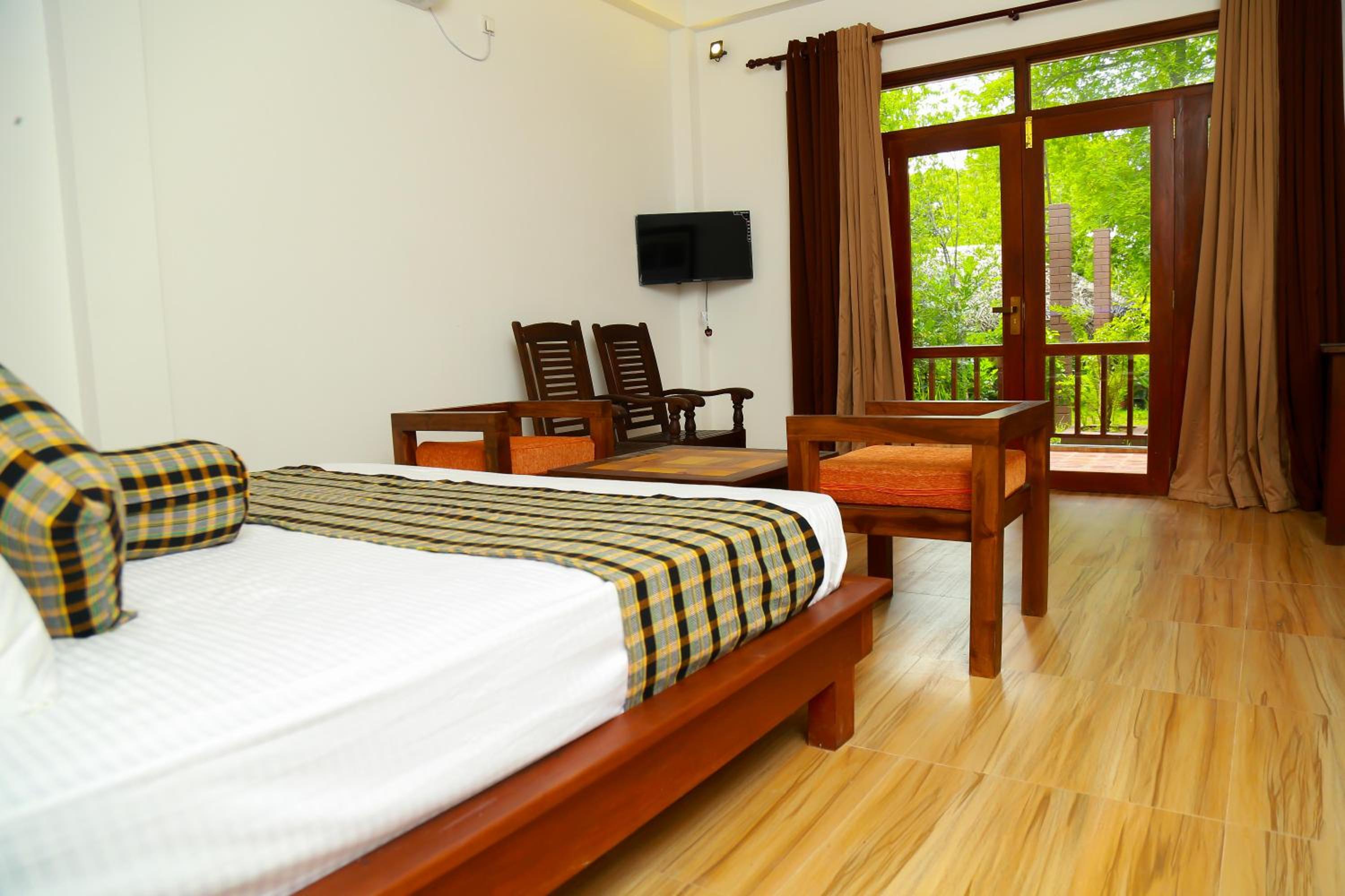 Deluxe Double Room photo 3