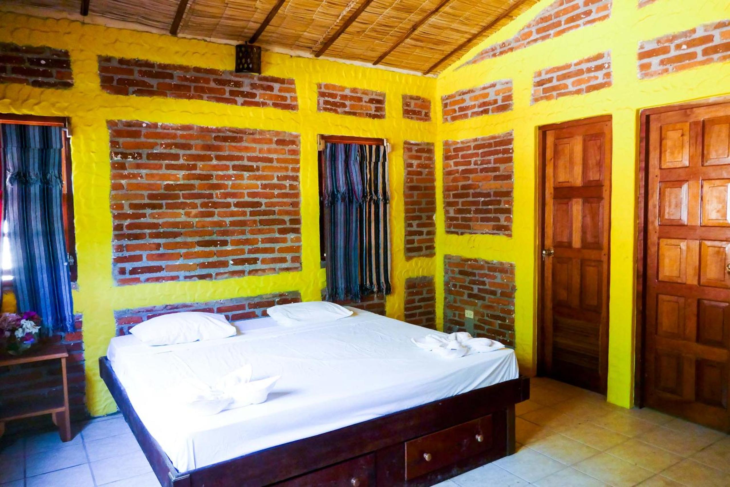 Deluxe King Room photo 3