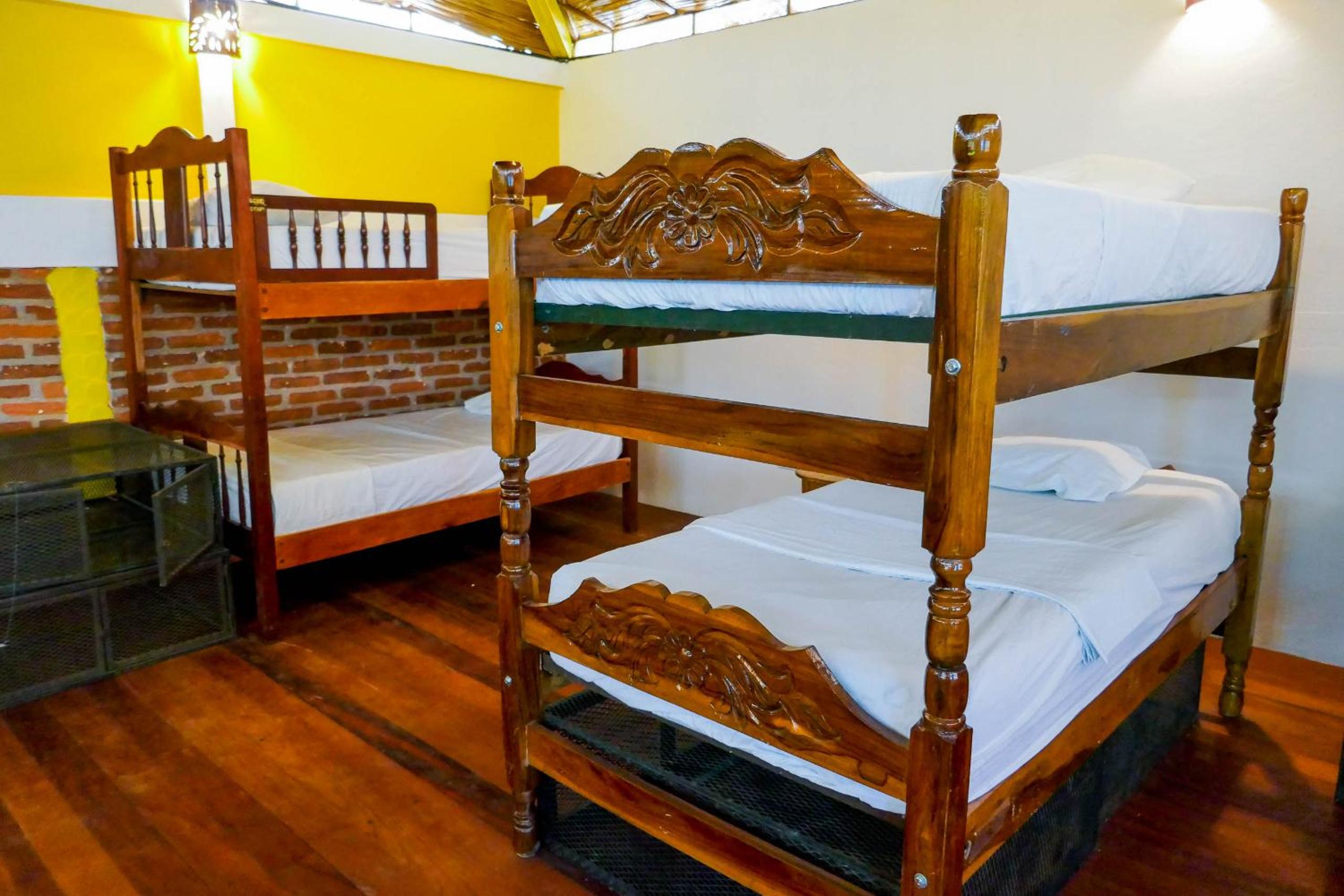 Bed In 10-Bed Mixed Dormitory Room photo 3