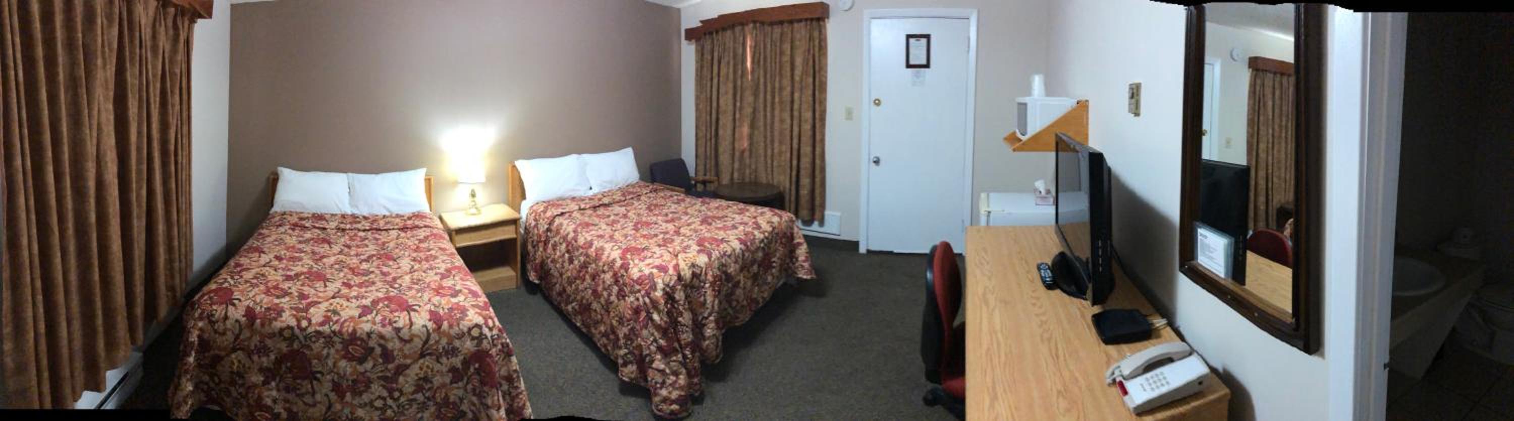 Double Room with Two Double Beds - Non-Smoking - Photo 1