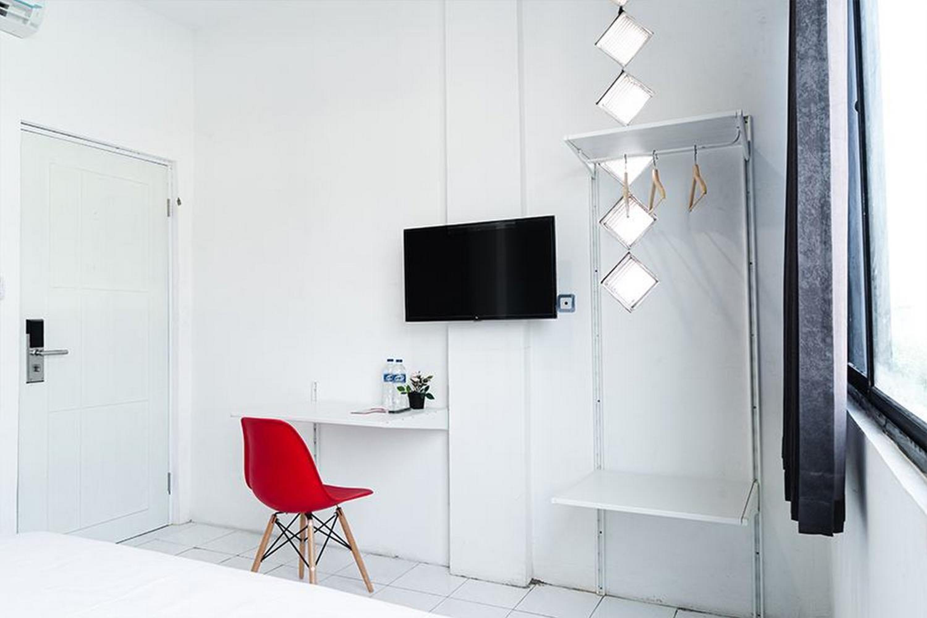 Standard Double Room - Photo 6