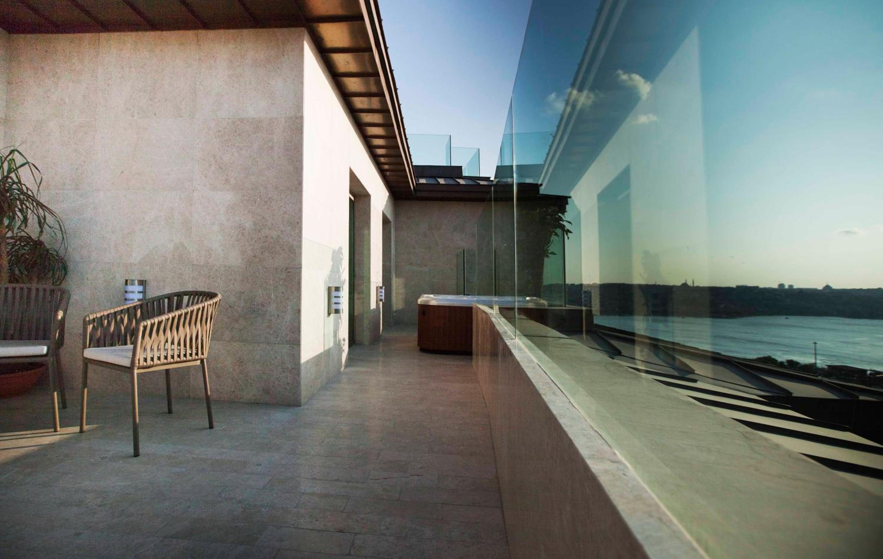 Suite with Golden Horn View and Terrace