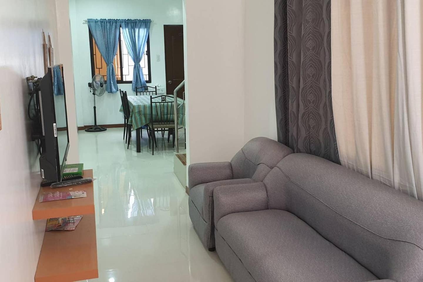 Two-Bedroom Apartment - Photo 5