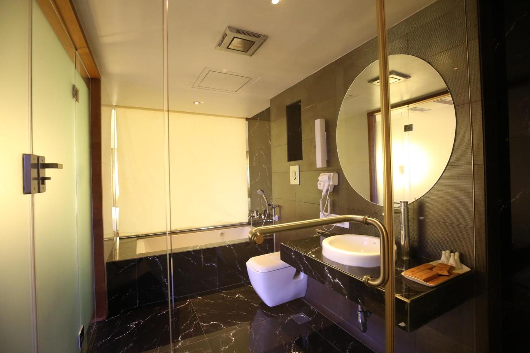Presidential Suite photo 3