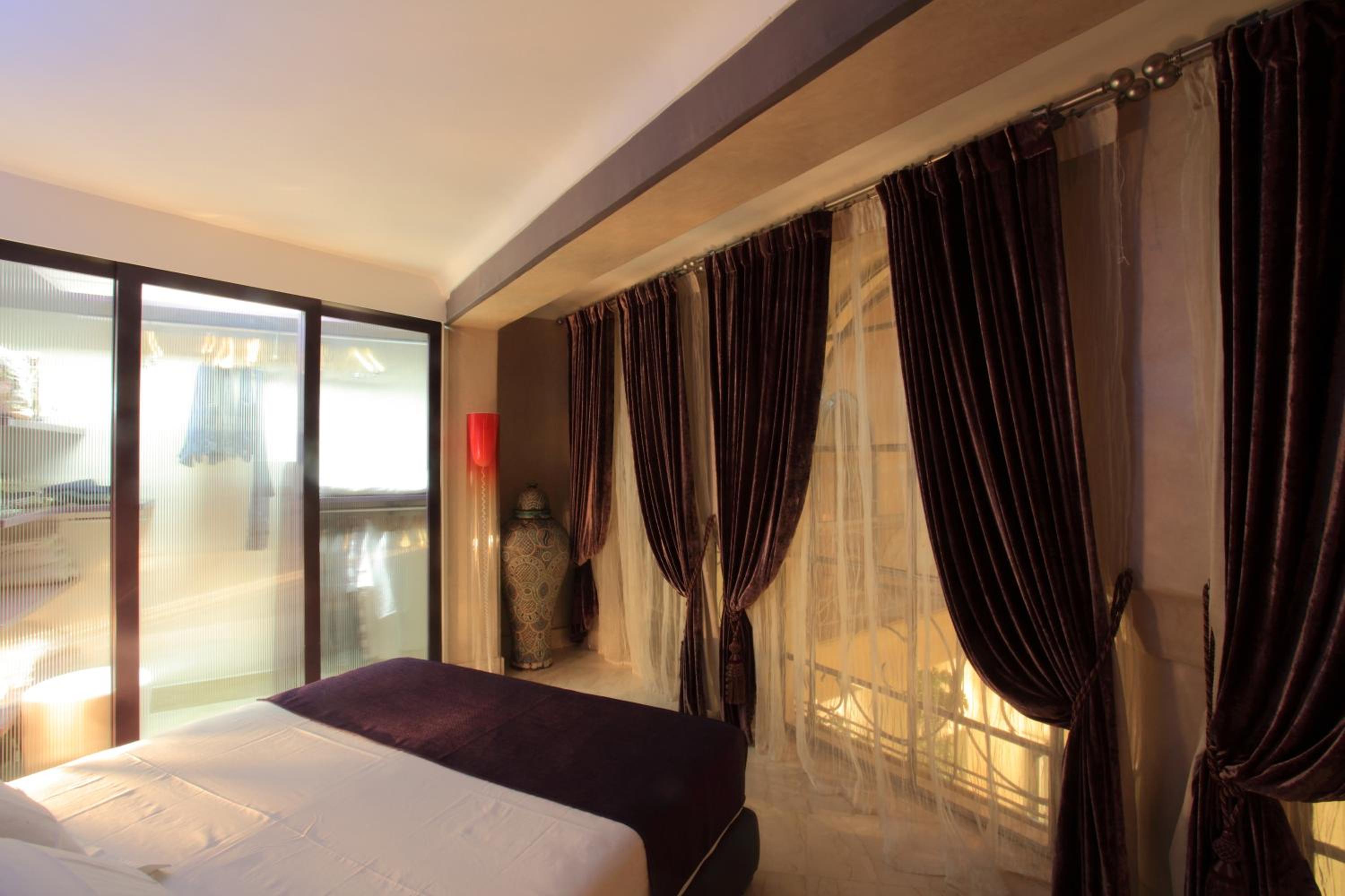 Deluxe Double Room - Photo 5
