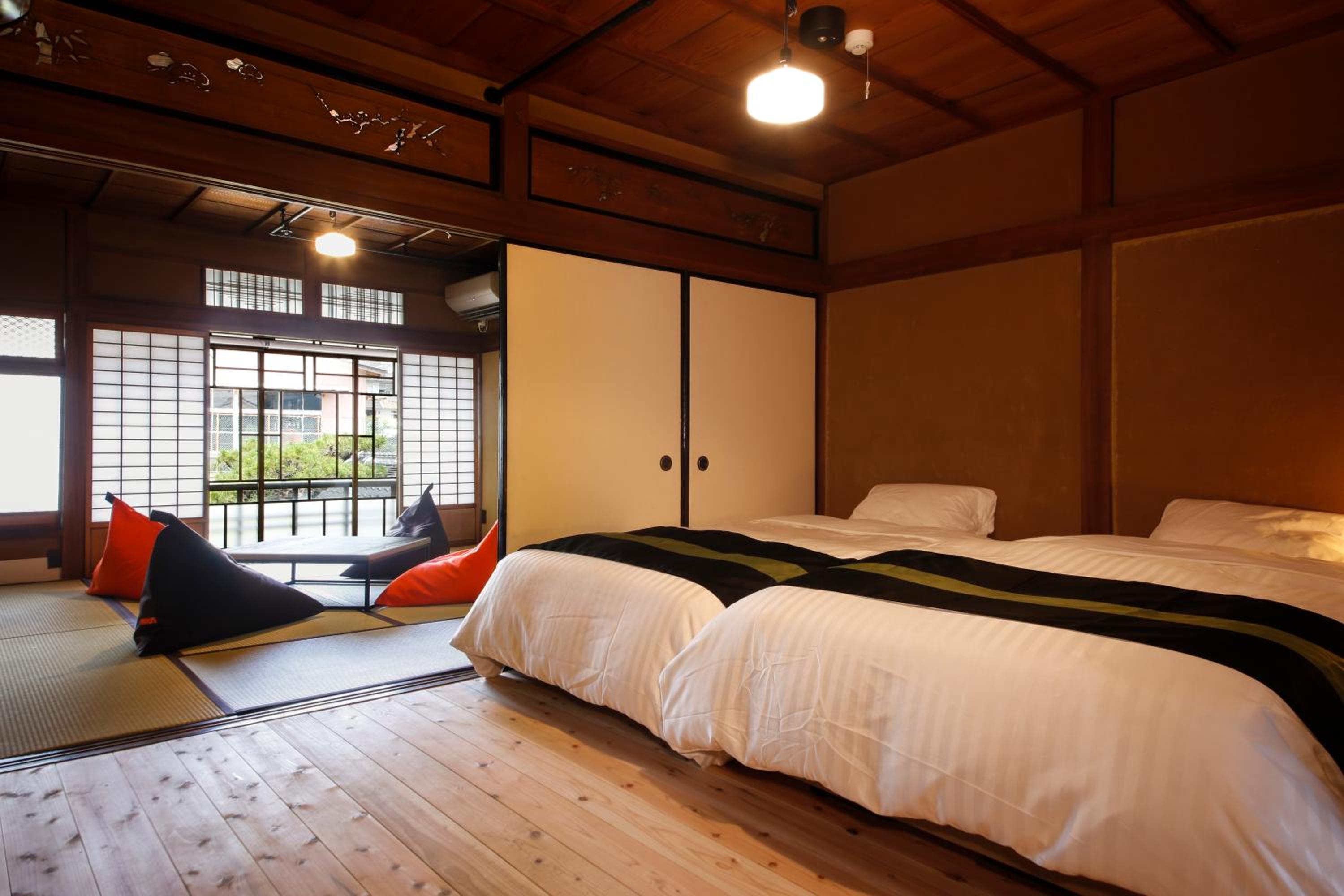 Superior Room with Tatami Area - Photo 4