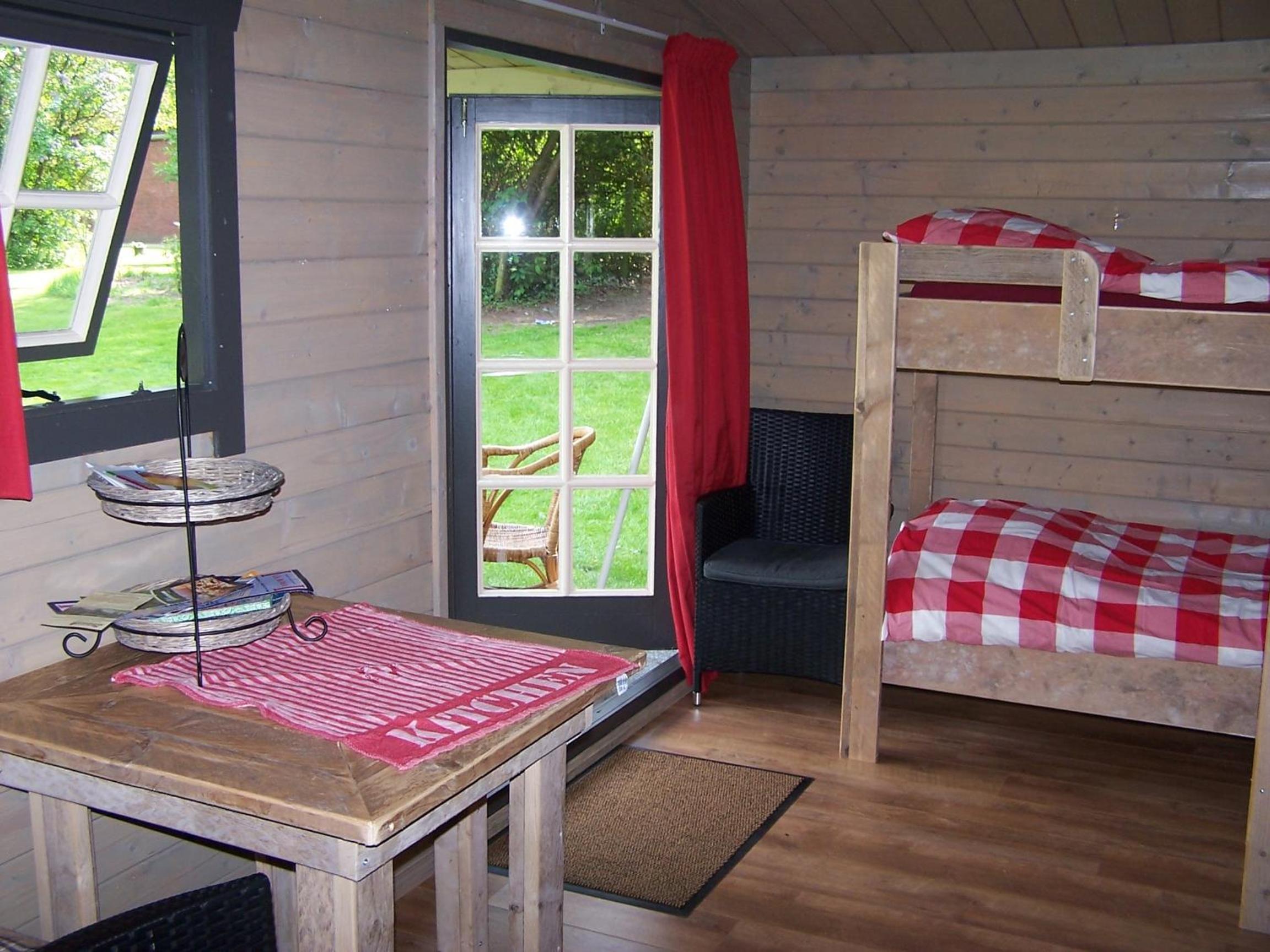 Log Cabin photo 3