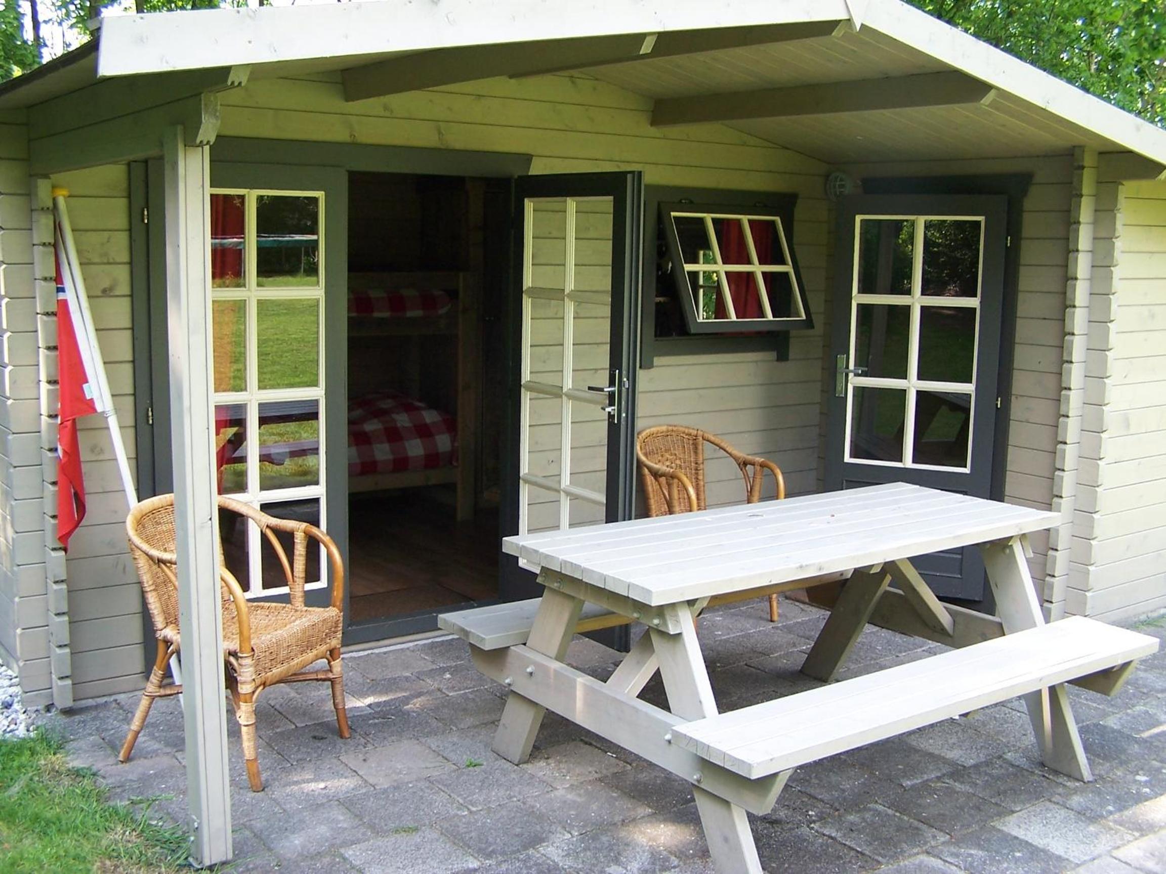 Log Cabin photo 2