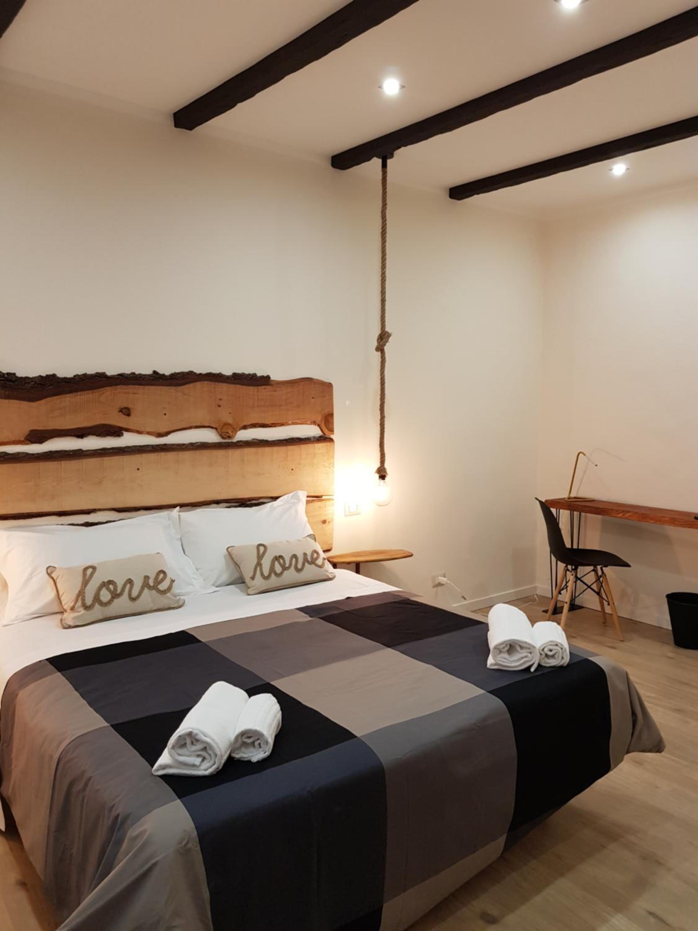 Double Room with Private Bathroom photo 1