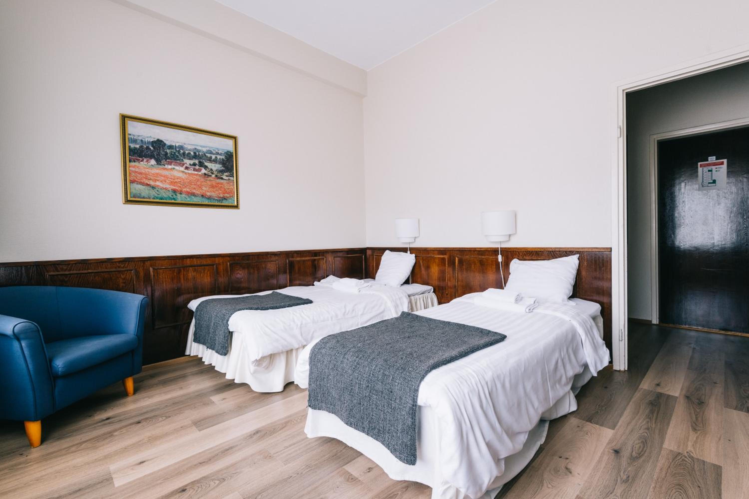 Economy Double Room - Photo 2