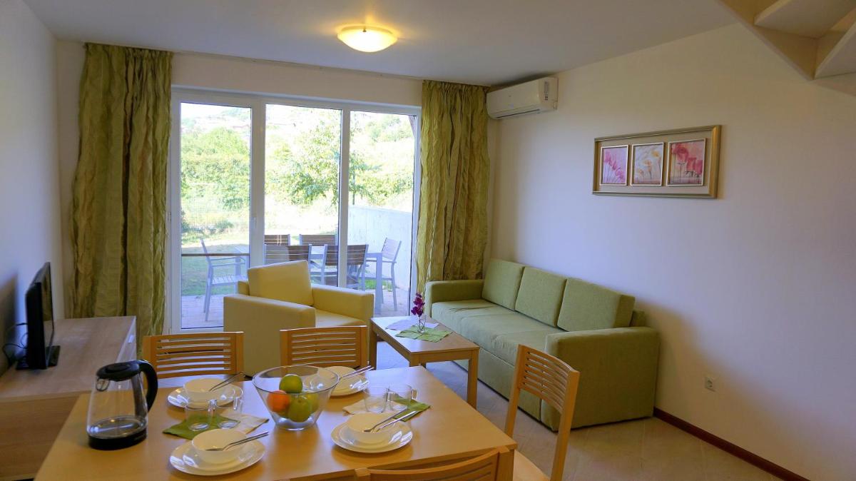 Three-Bedroom Villa photo 1