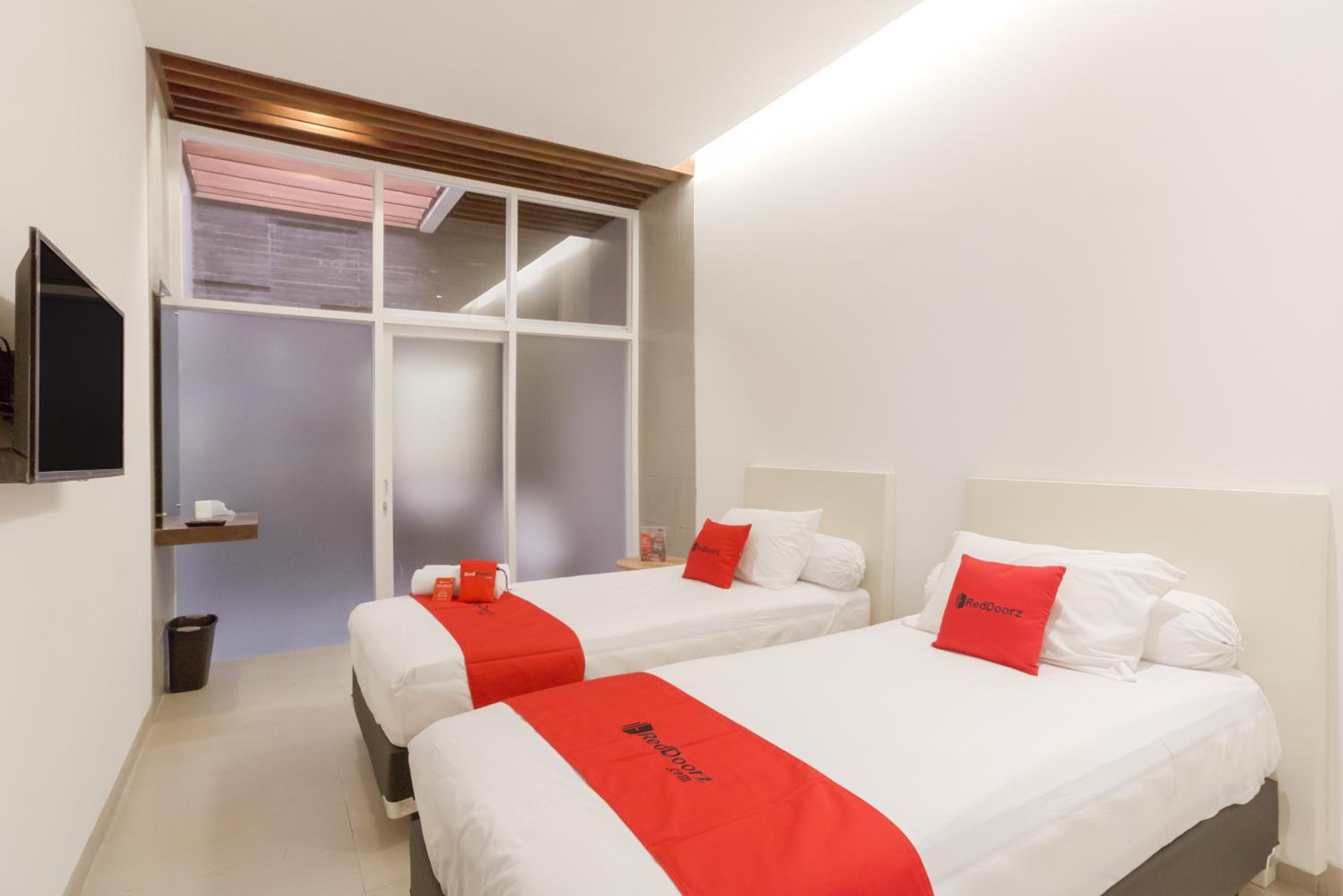 Twin Room - Photo 1
