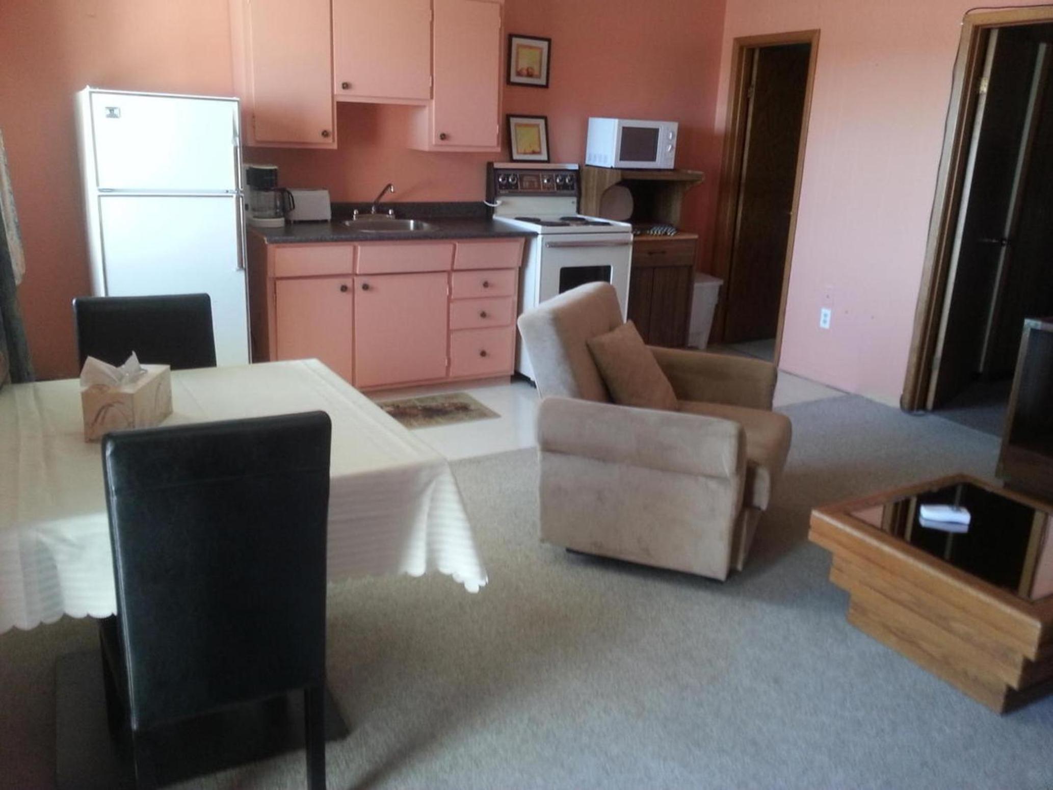 One-Bedroom Apartment photo 2