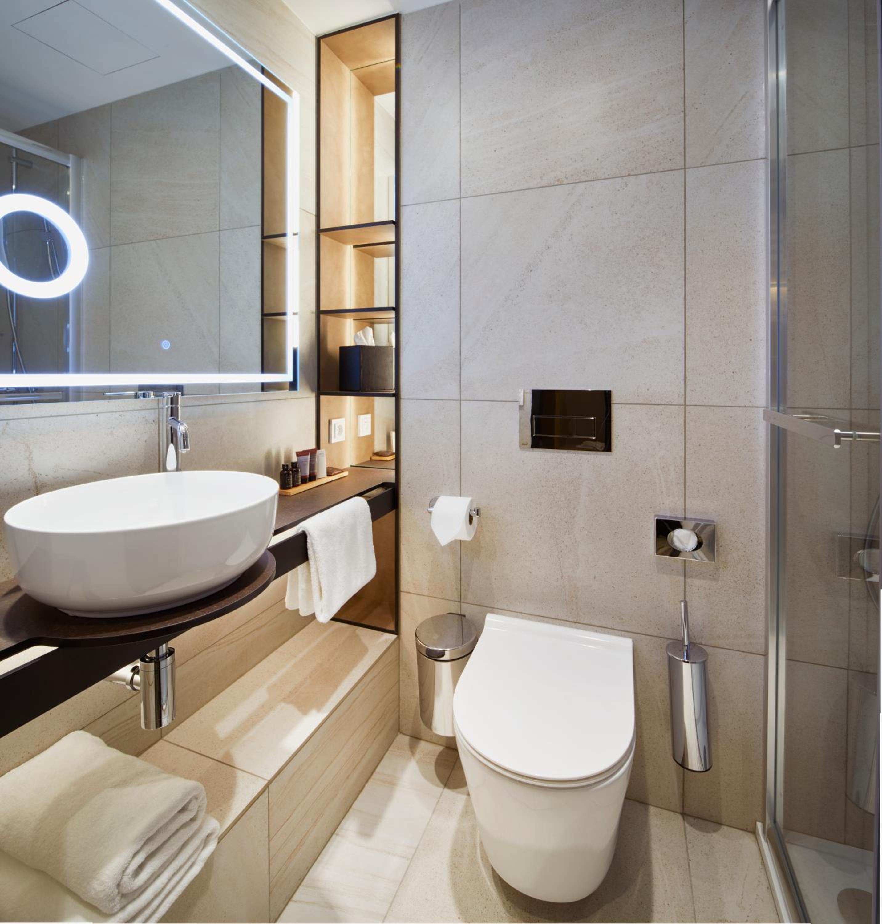 Executive Double Room with Balcony photo 2