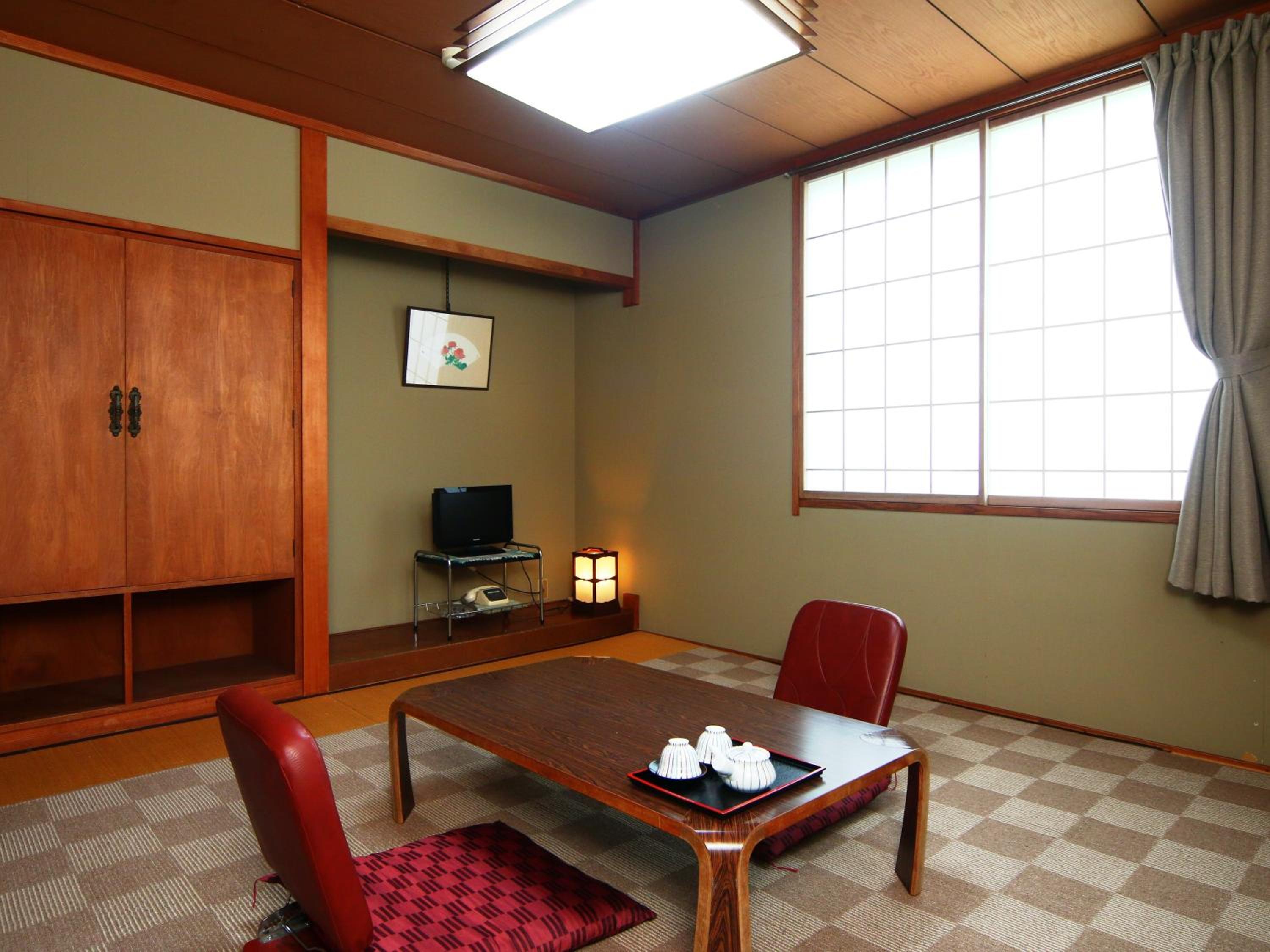 Japanese-Style Quadruple Room photo 2