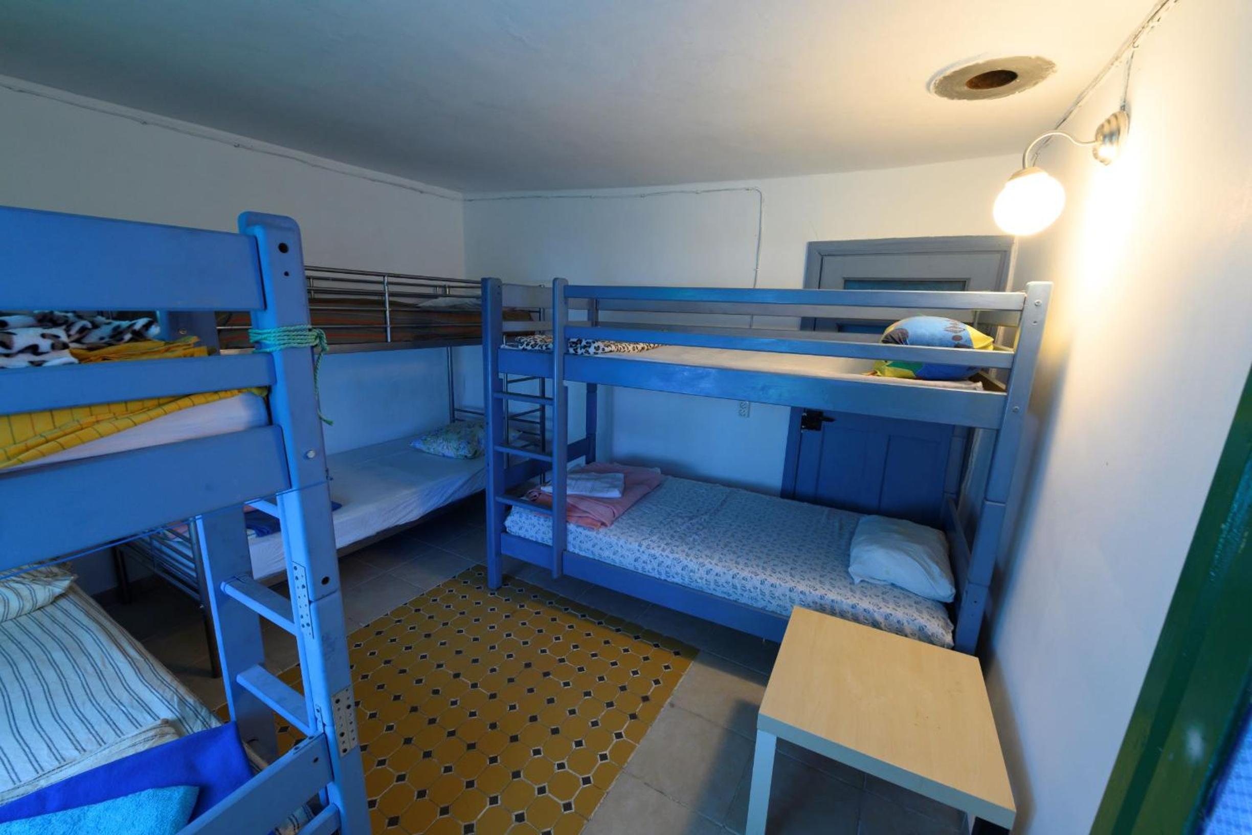 Bed In 6-Bed Mixed Dormitory Room photo 1