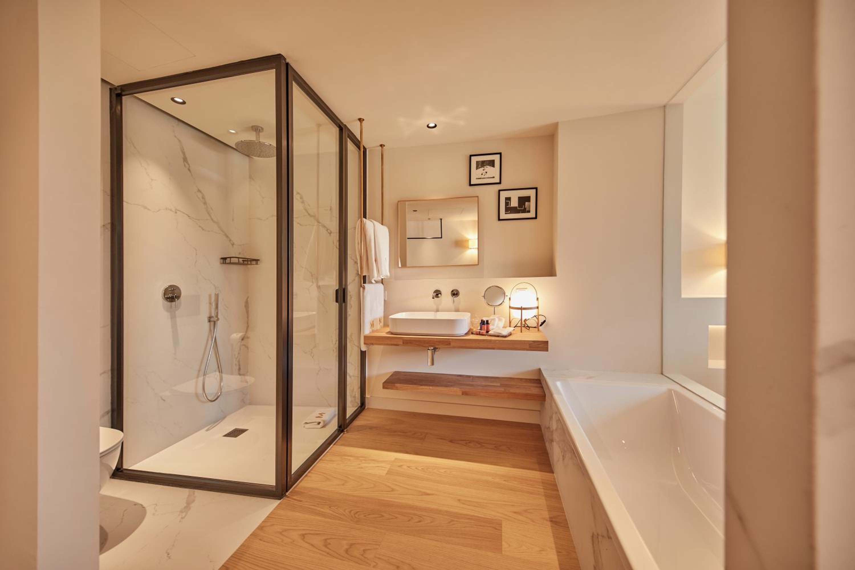 Deluxe Double Room - Photo 6