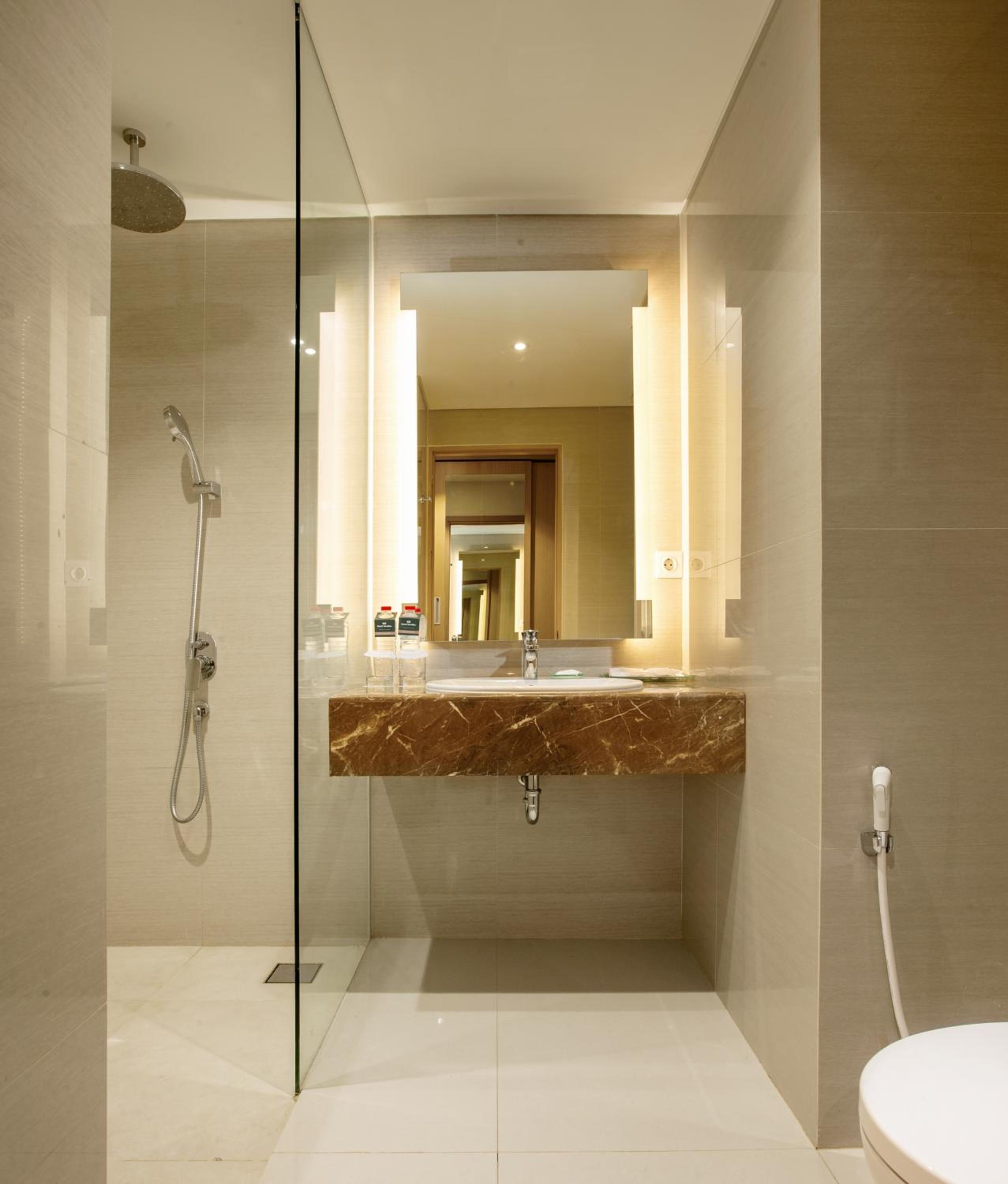 Superior King Room - Photo 2