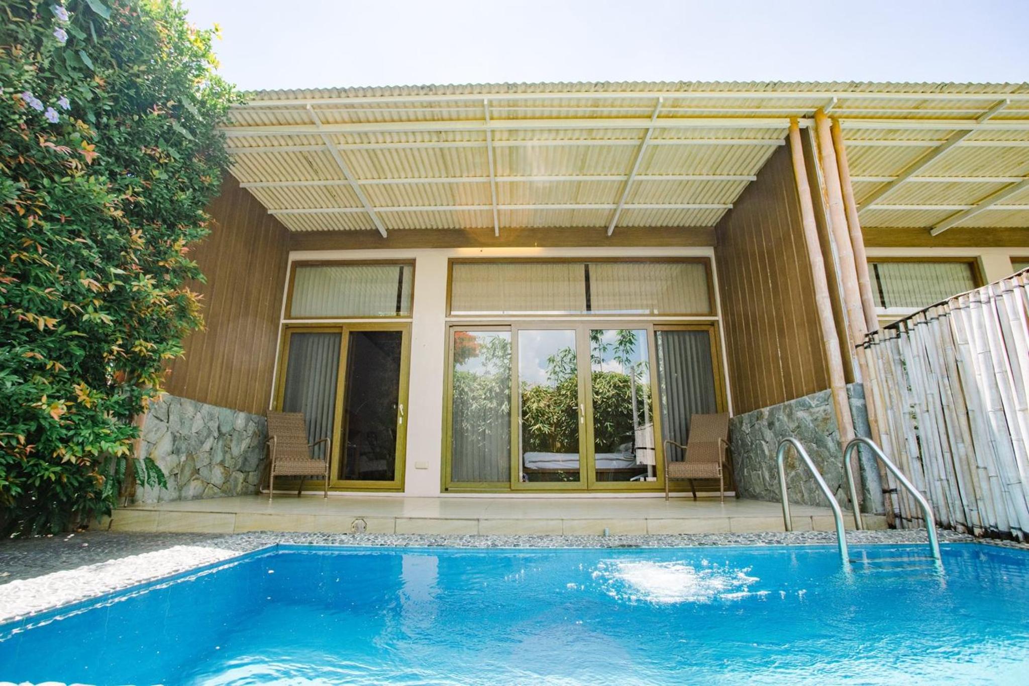 Suite with Private Pool - Photo 4