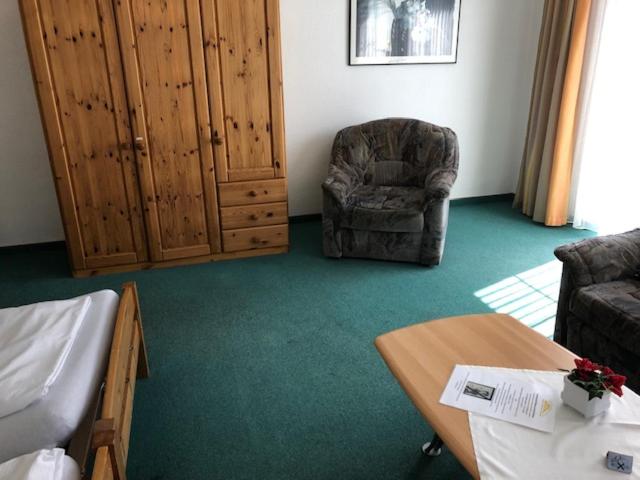 Single Room photo 2