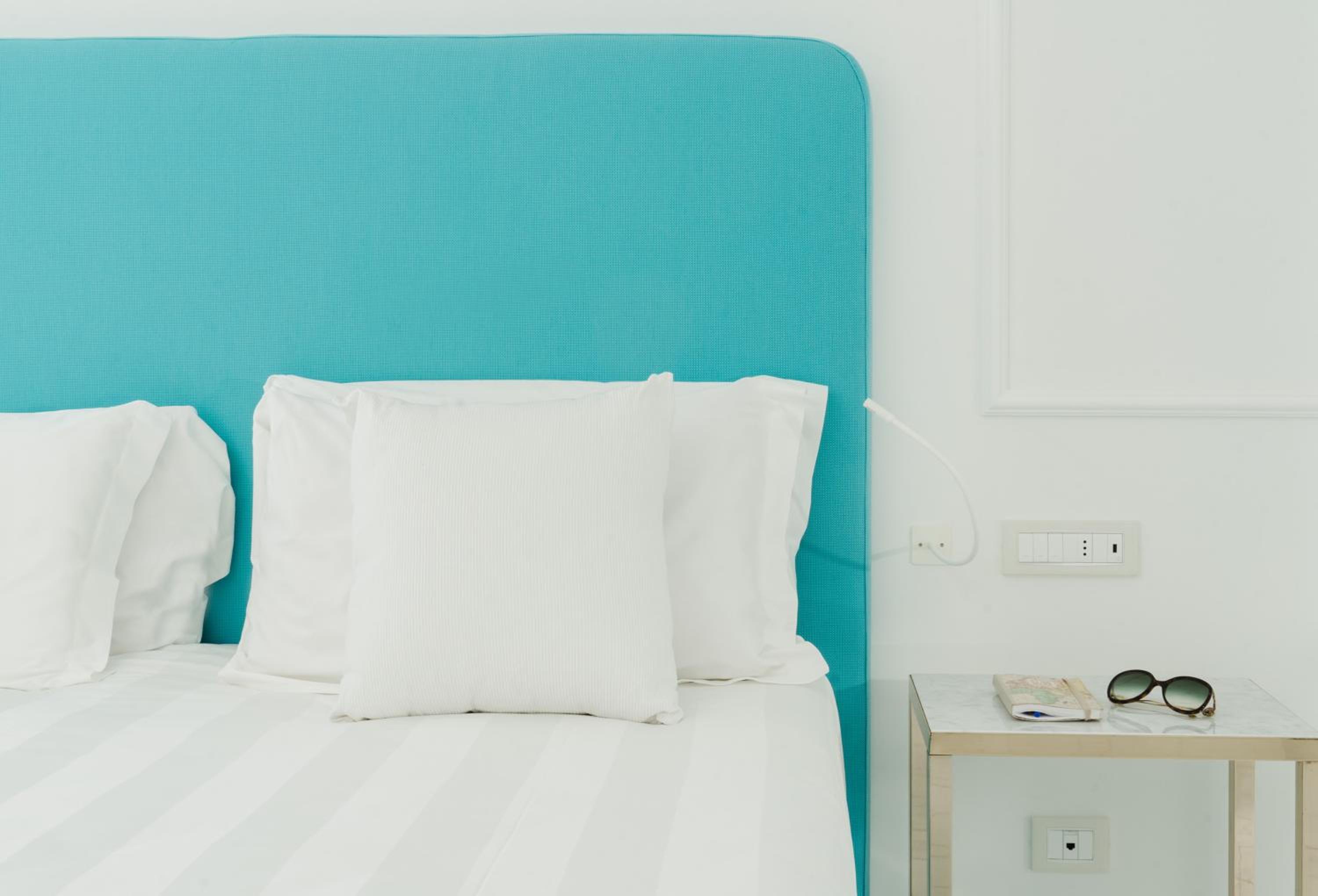 Deluxe Double or Twin Room with Sea View - Photo 6