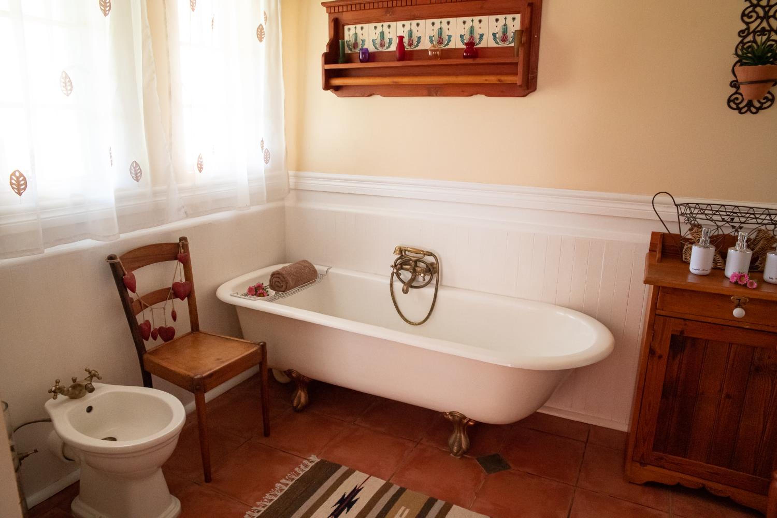 Double Room with Patio - Photo 9
