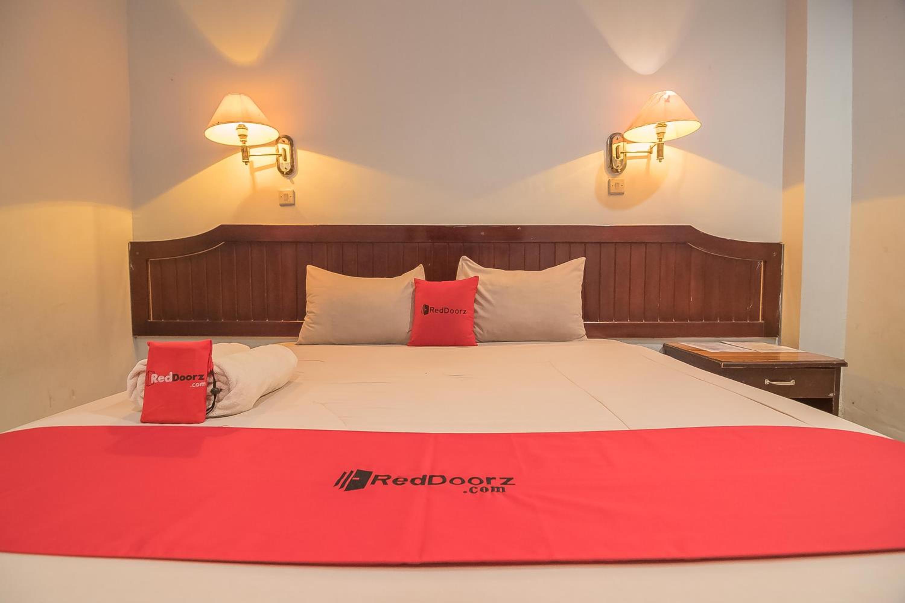 Standard Double Room - Photo 2