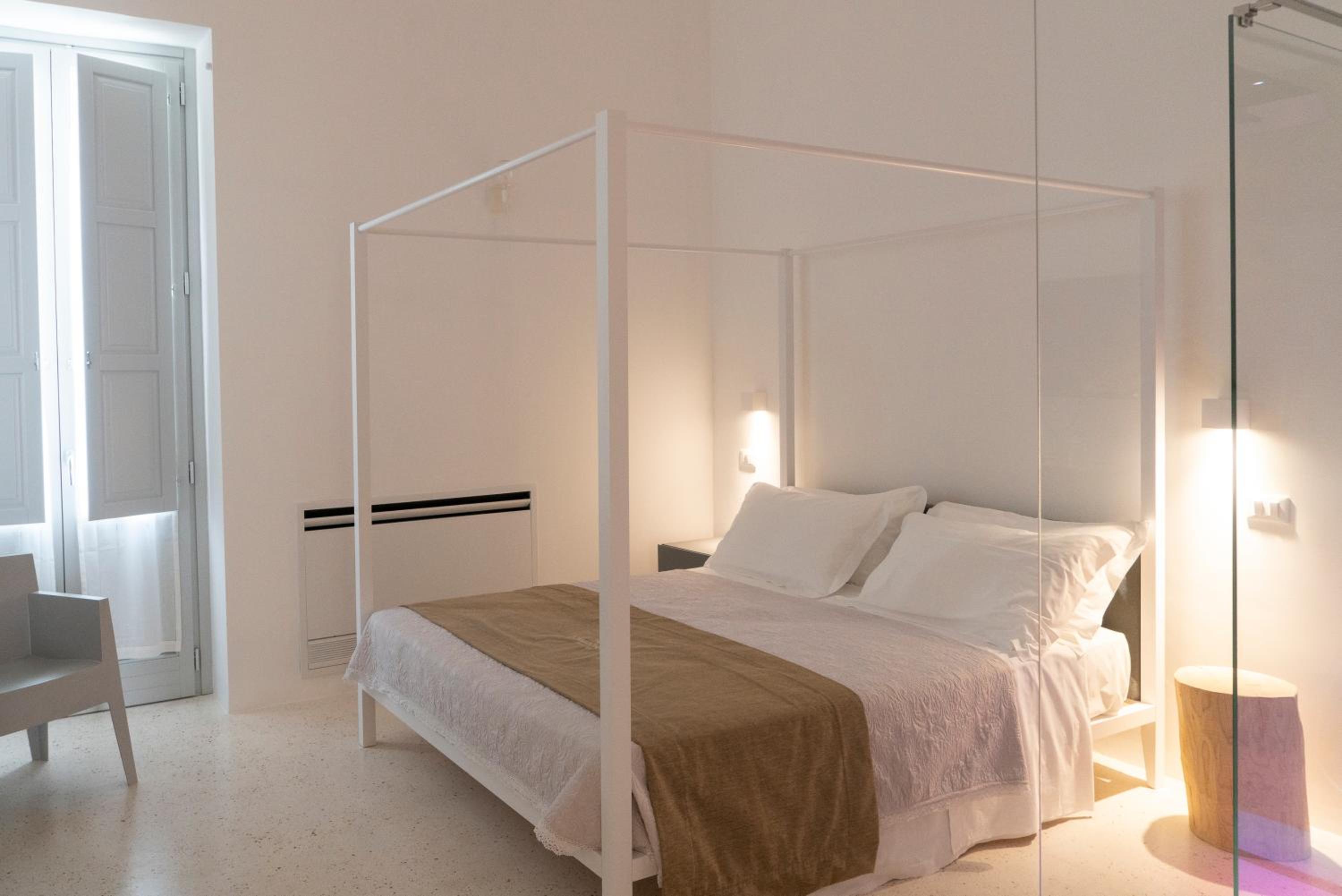 Standard Double Room - Photo 1