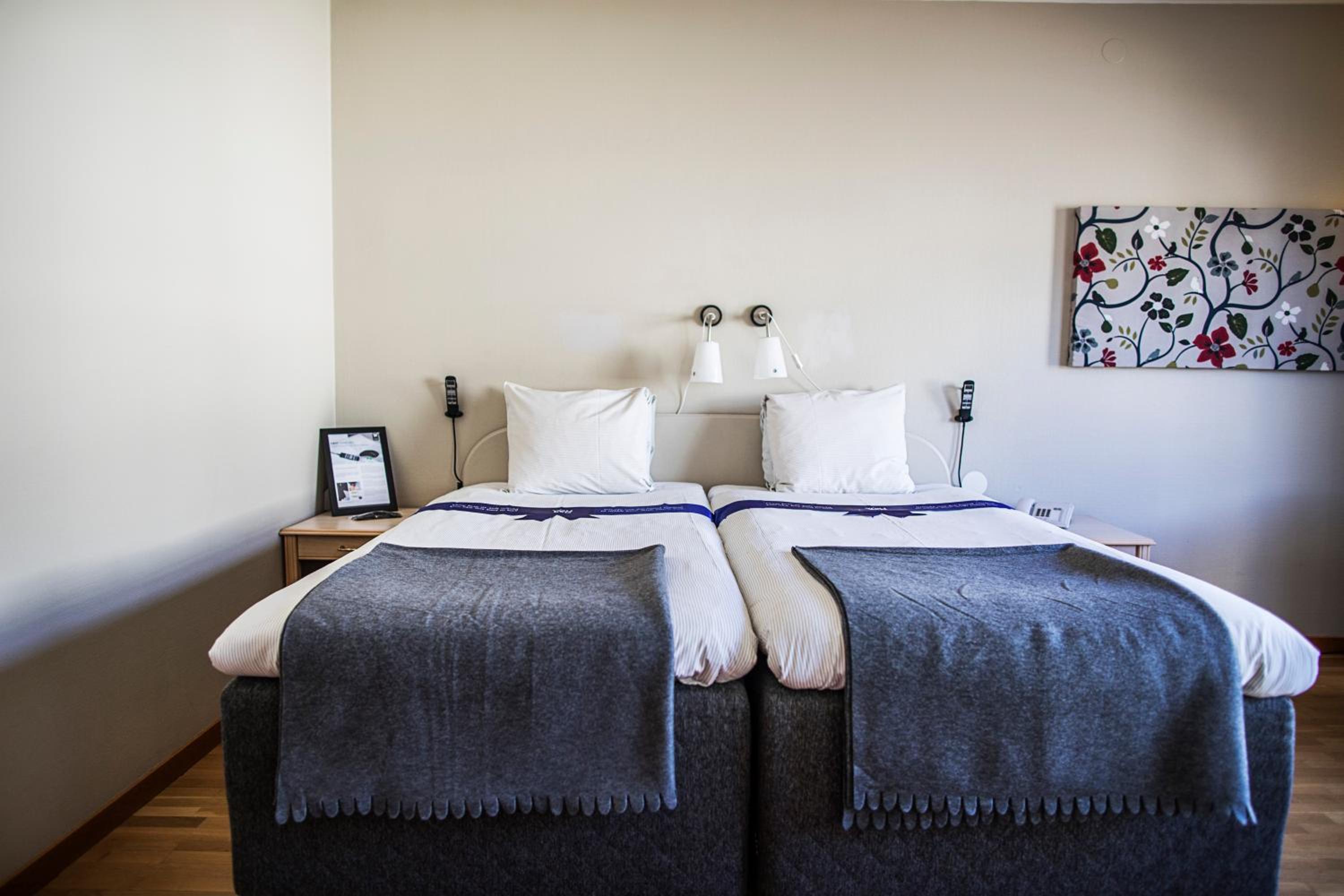 Twin Room - Photo 1