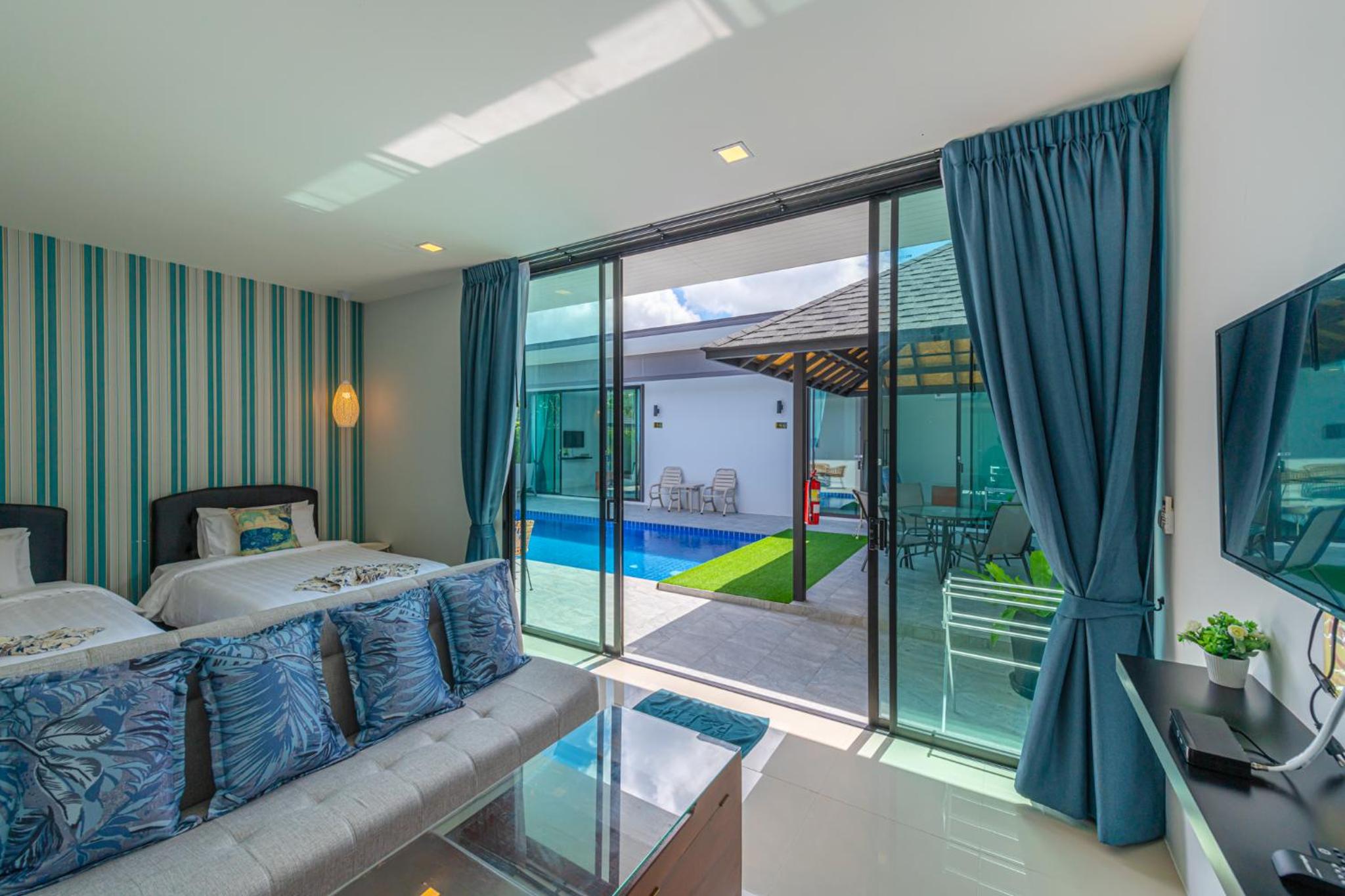 Ten - Bedroom  Villa photo 1