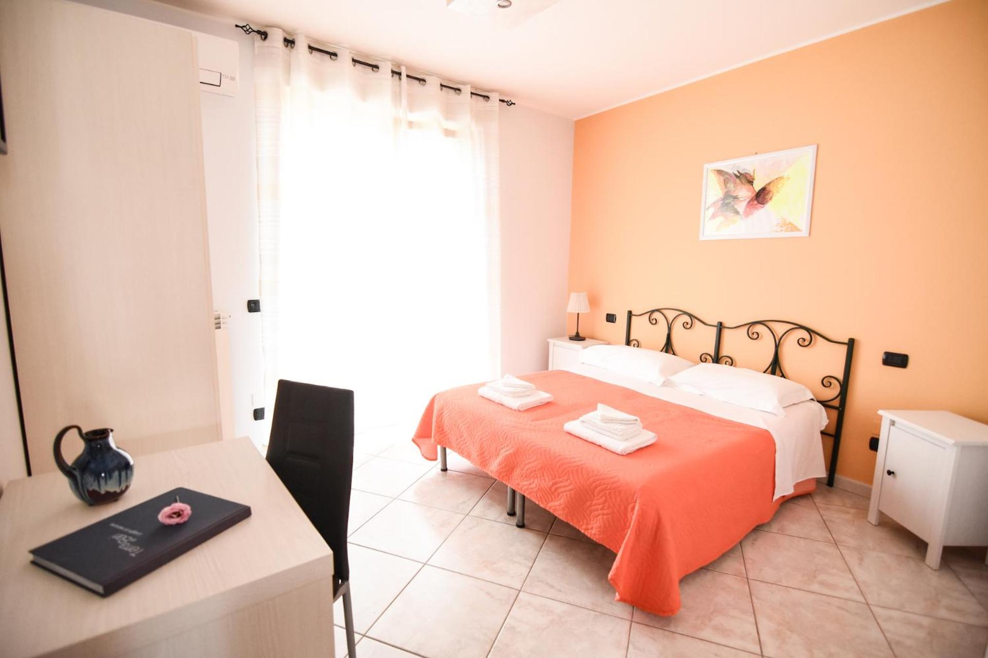 Large Double or Twin Room