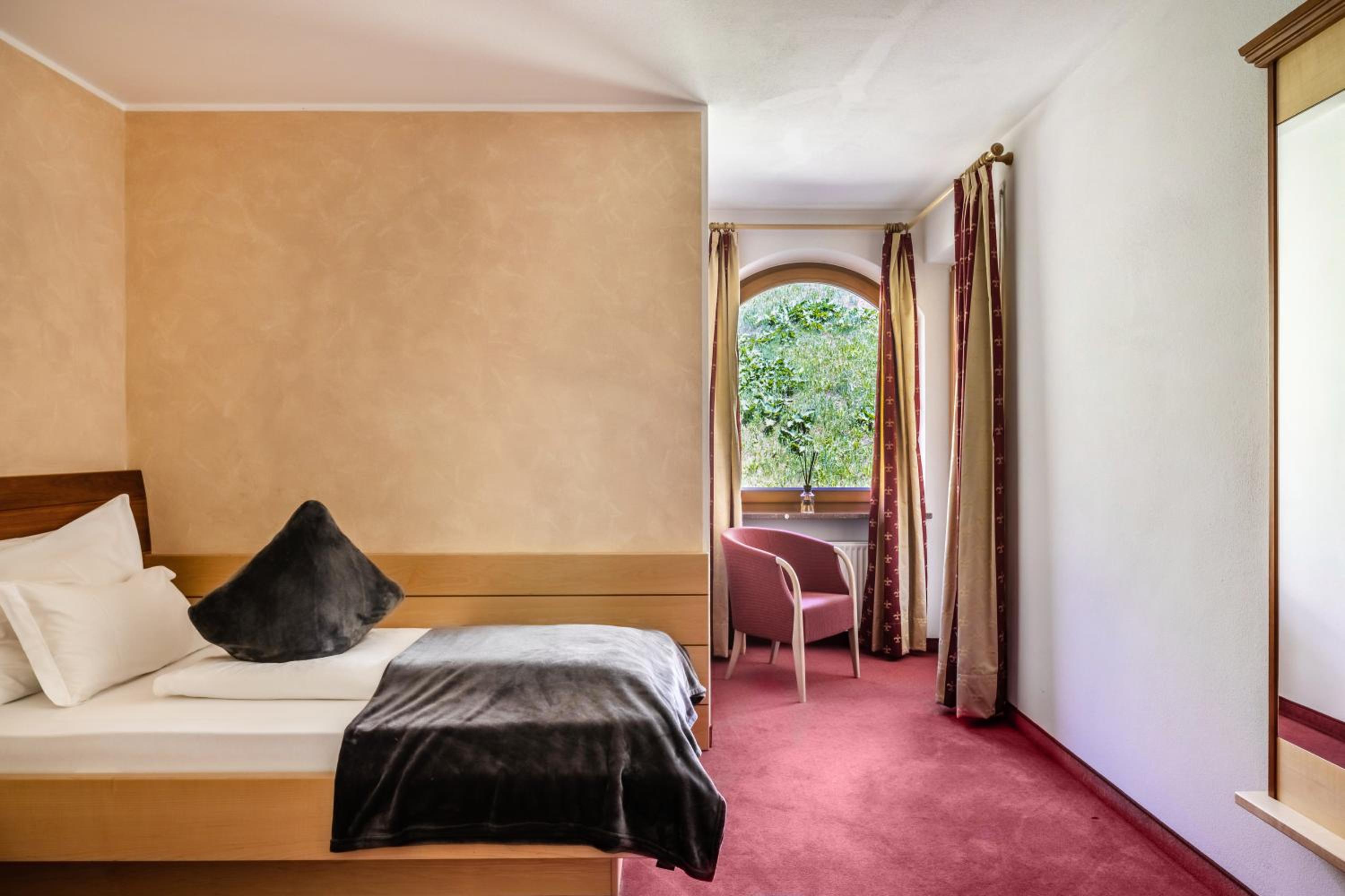 Single Room with Balcony photo 1