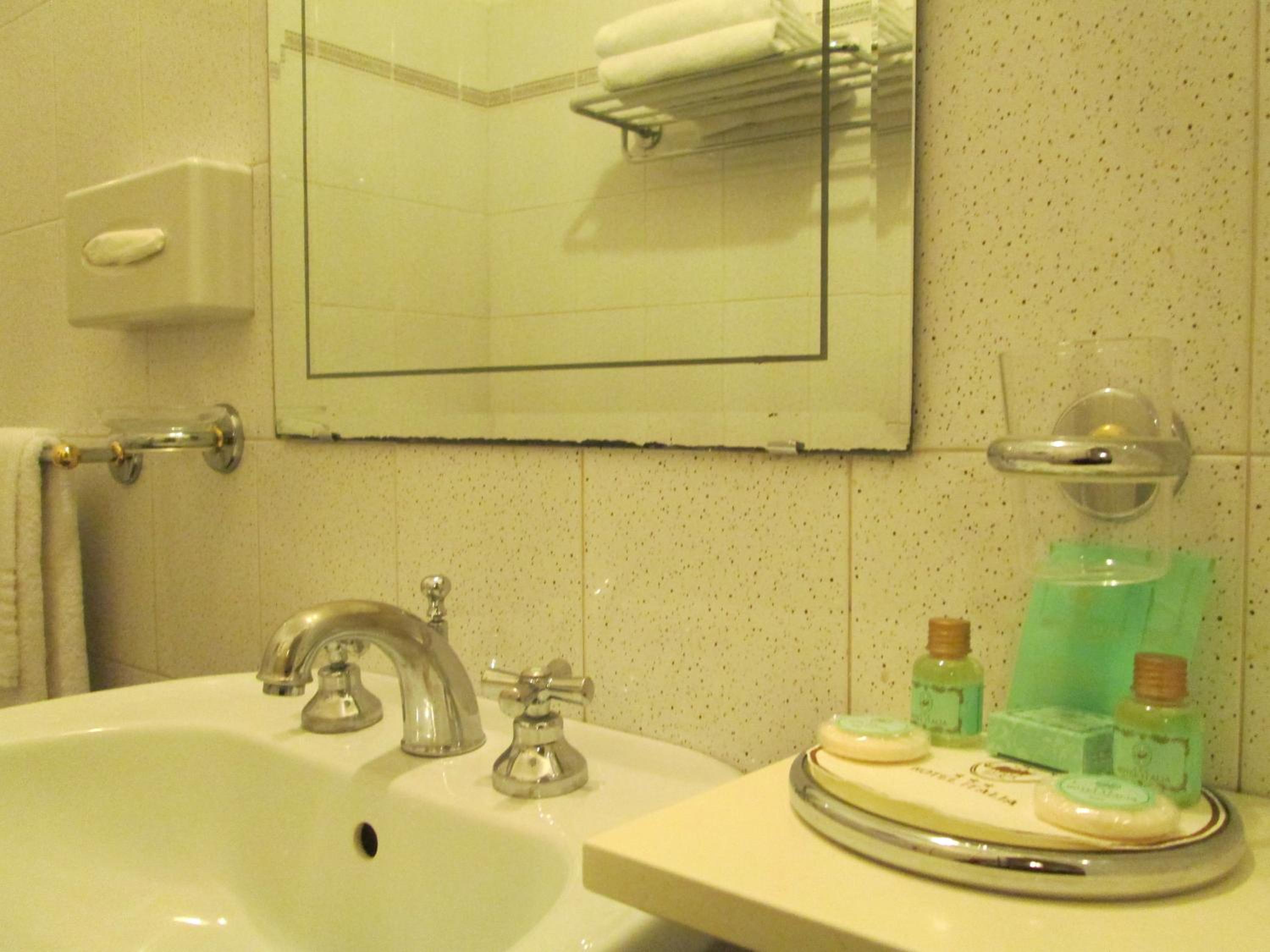 Double Room with Front Sea View photo 2