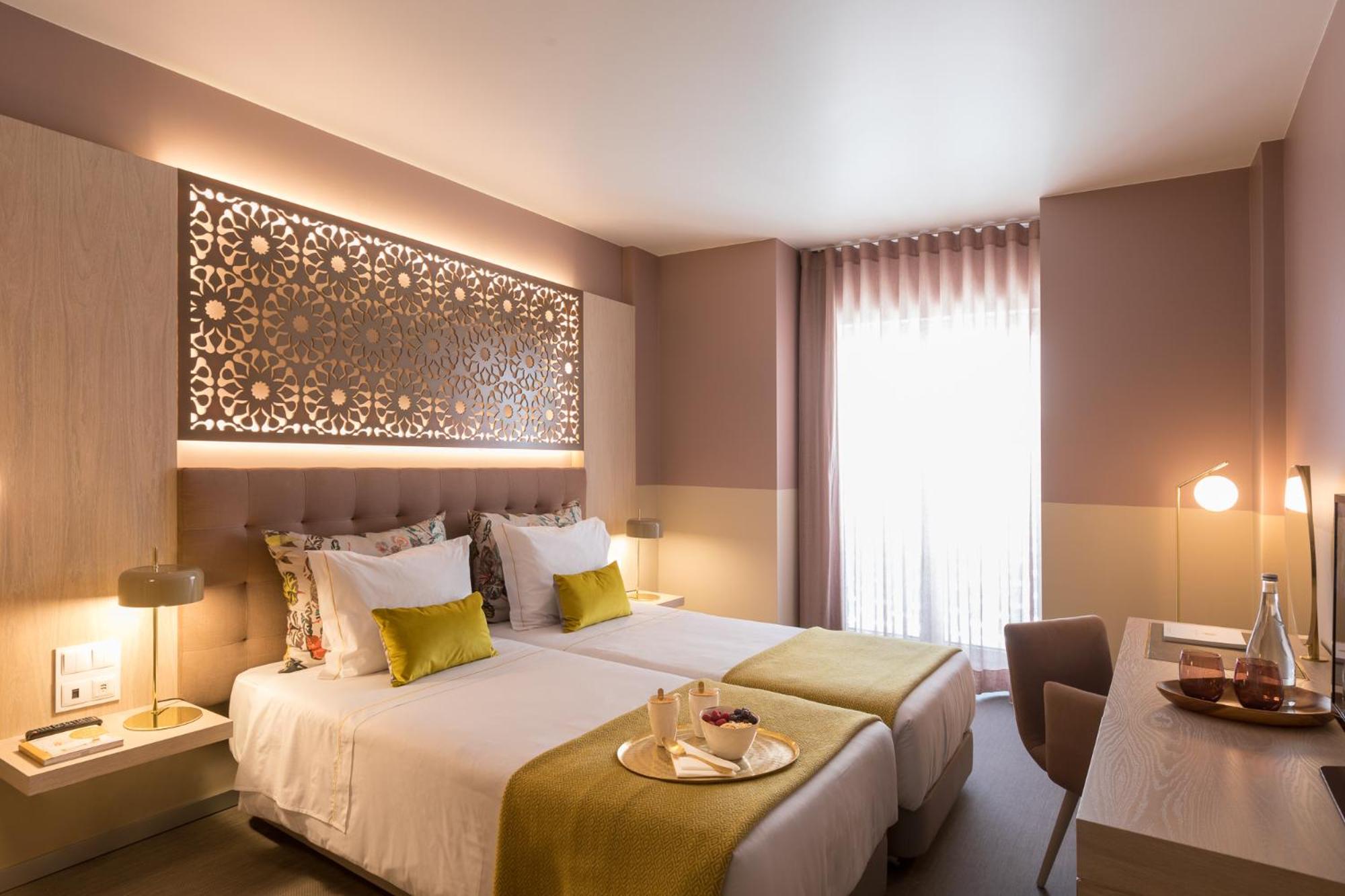Deluxe Twin Room - Photo 1