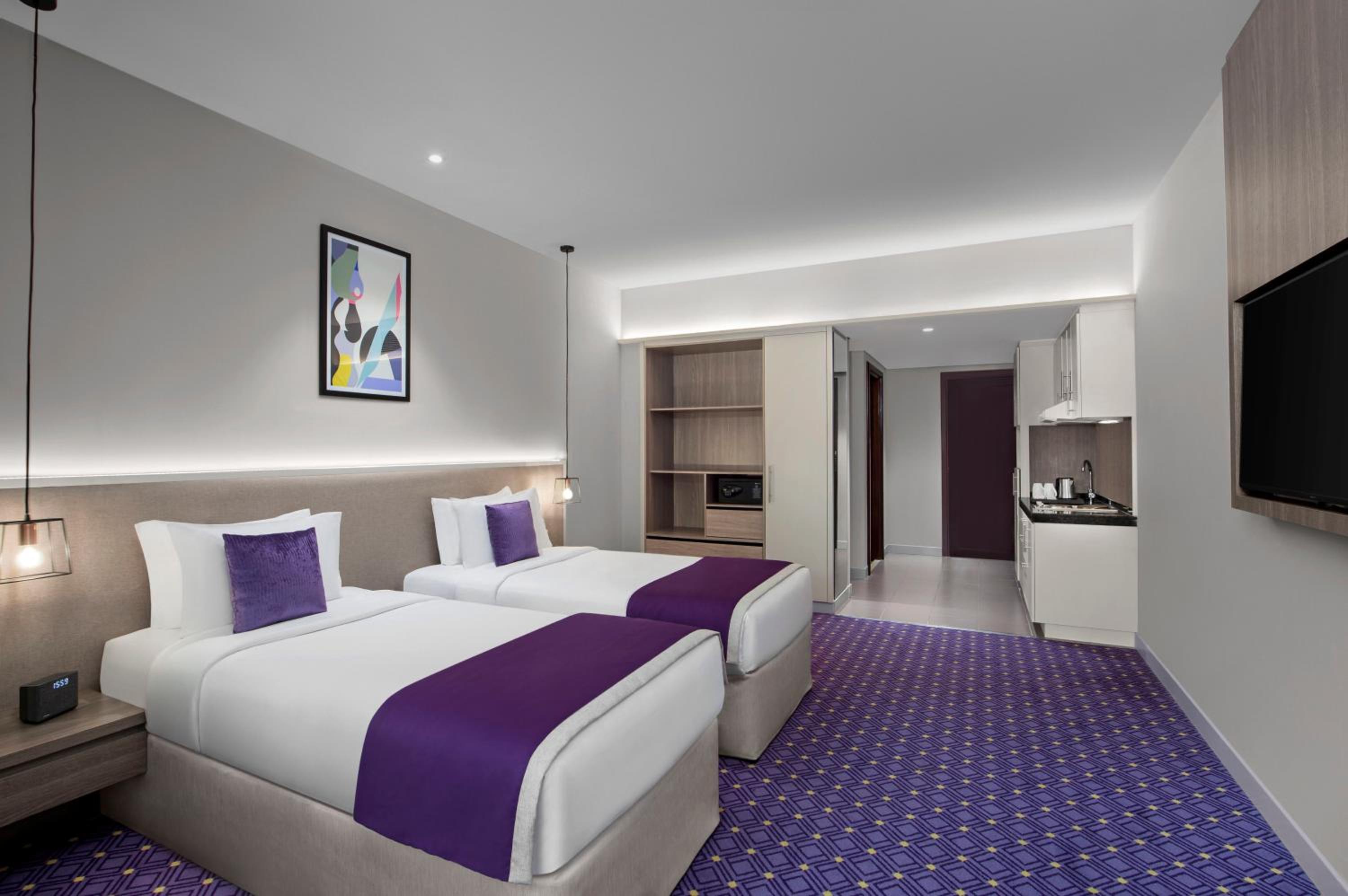 Deluxe King Bed or Twin Room