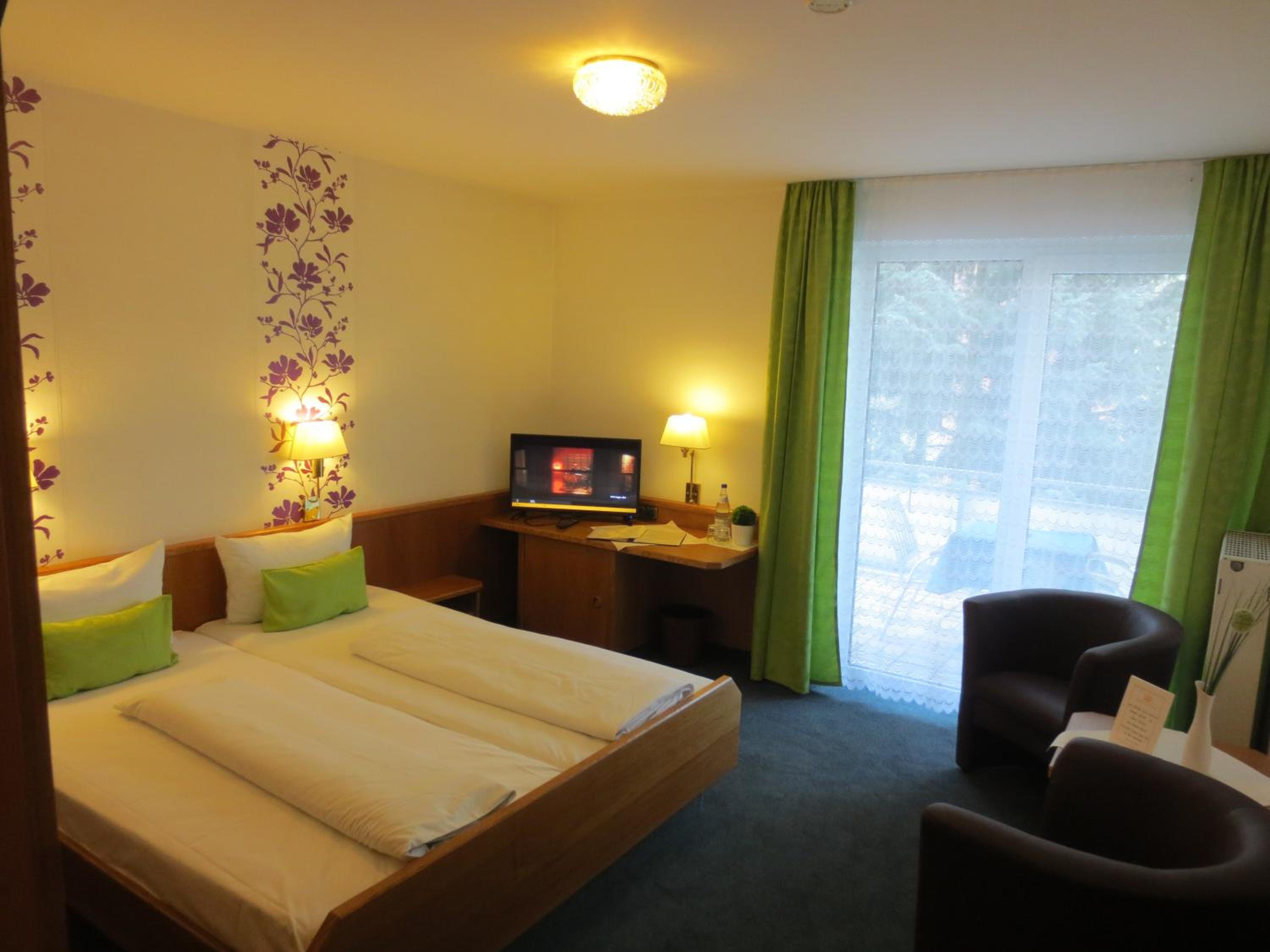 Double Room - Photo 2