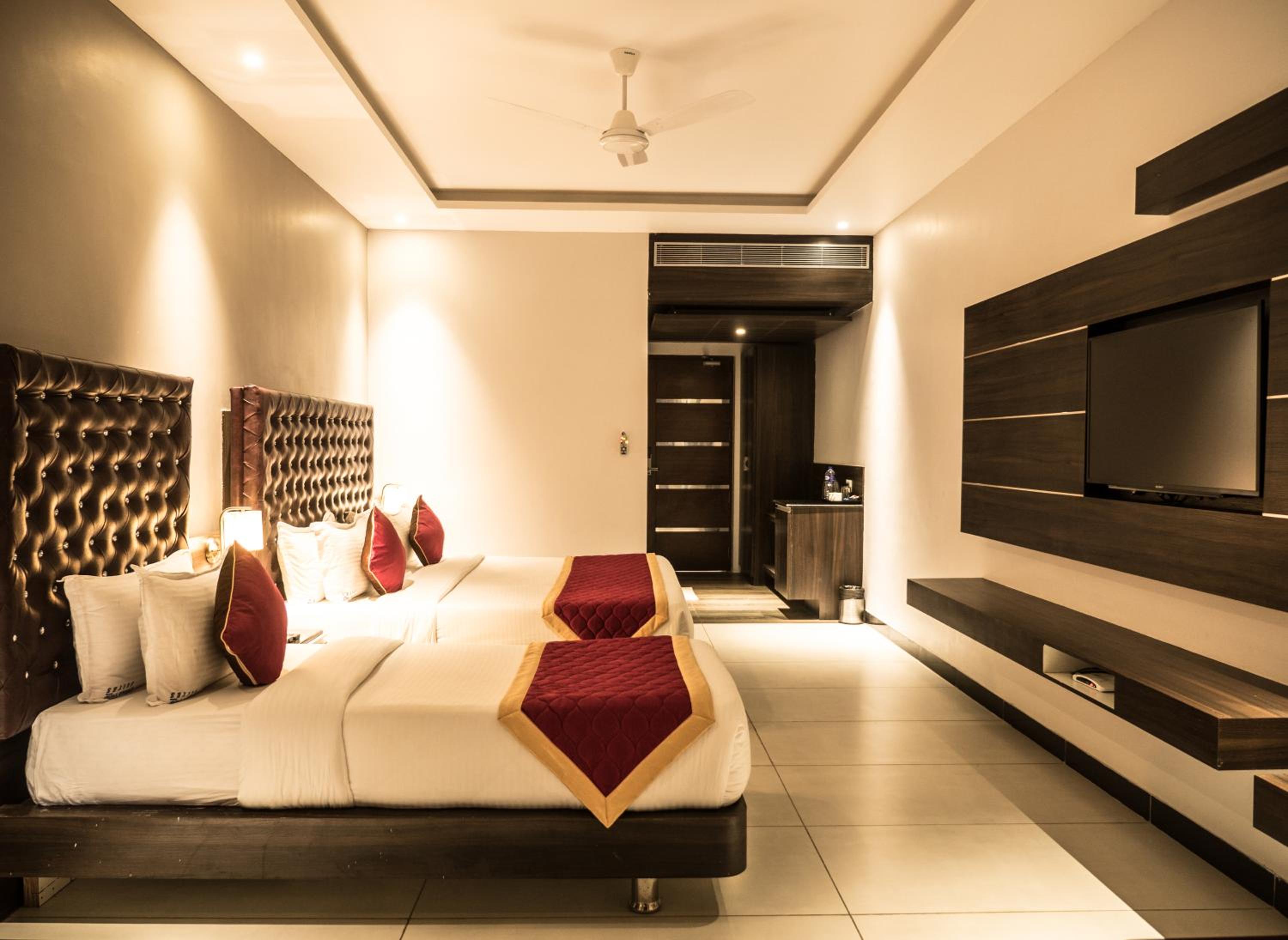 Deluxe Triple Room - Photo 4