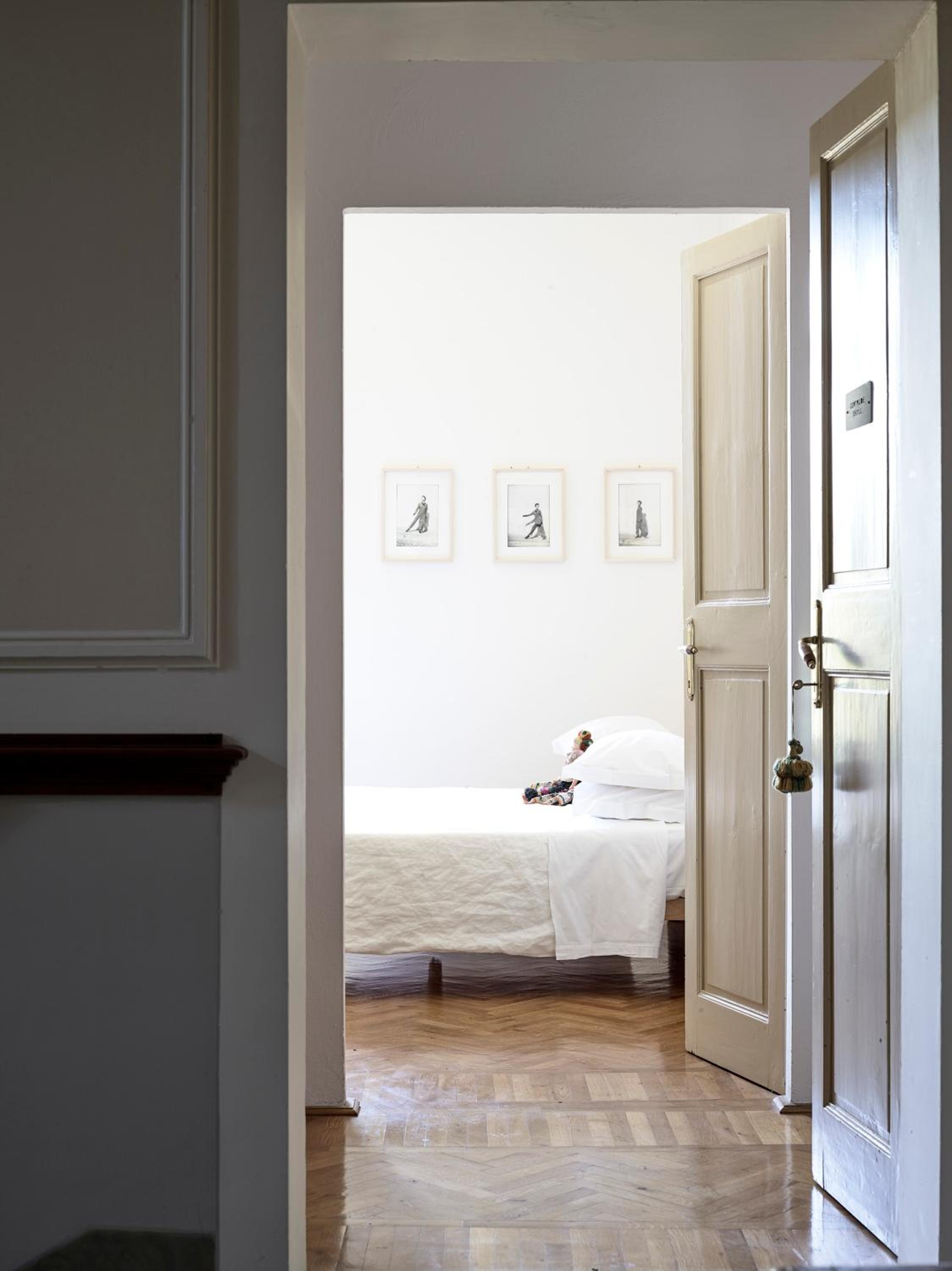 Deluxe Room - Photo 6