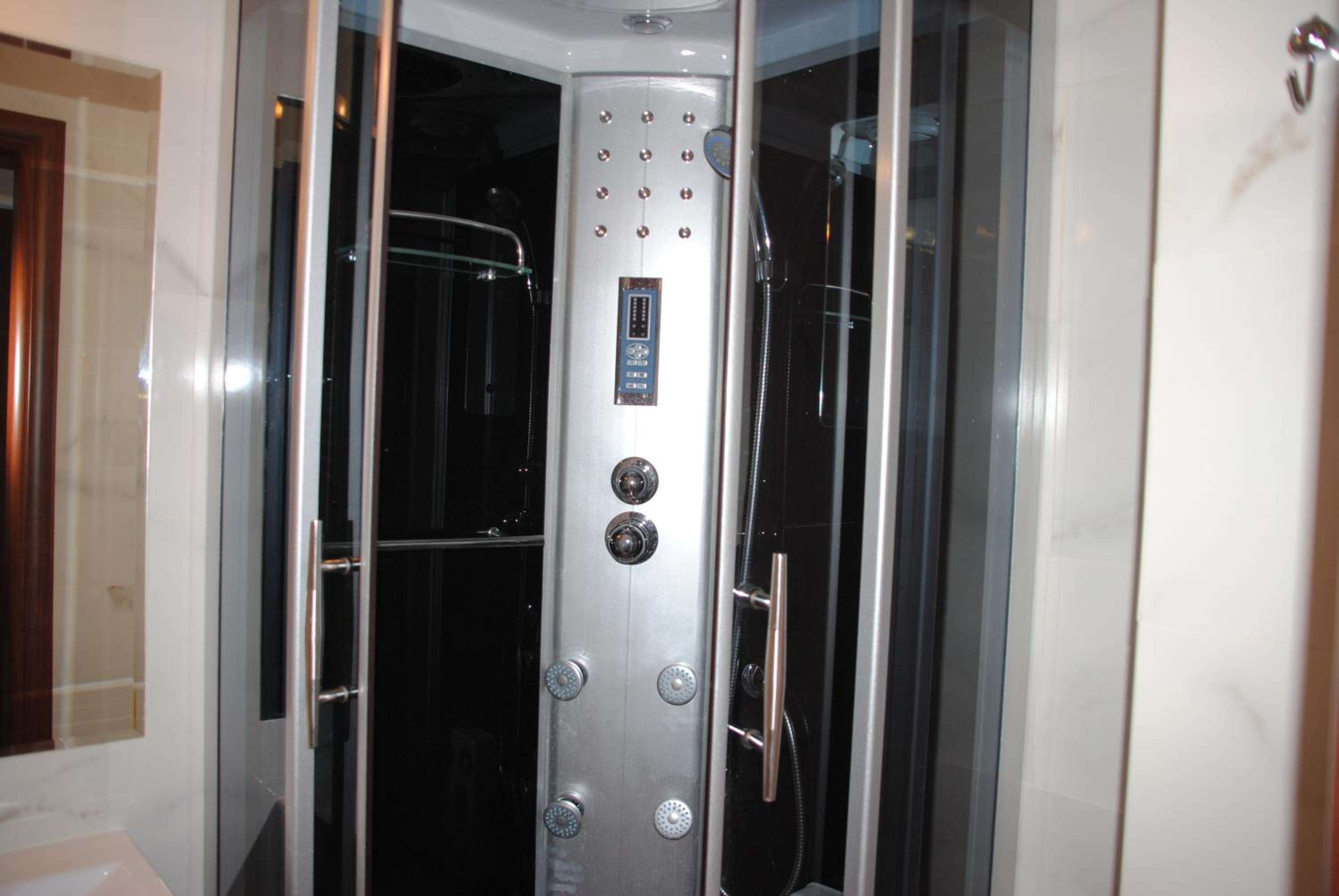 Quadruple Room - Photo 2