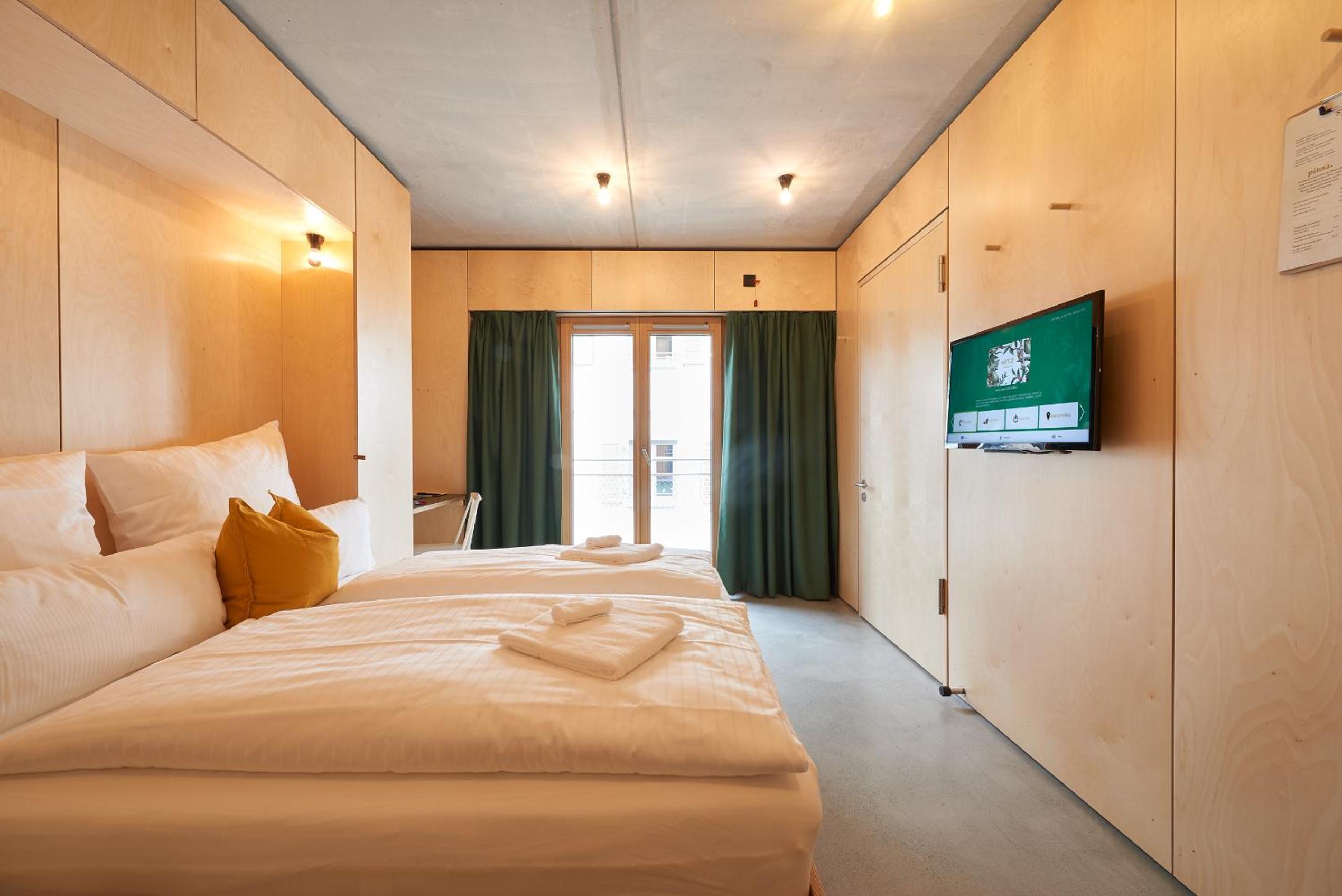 Double Room - Photo 4