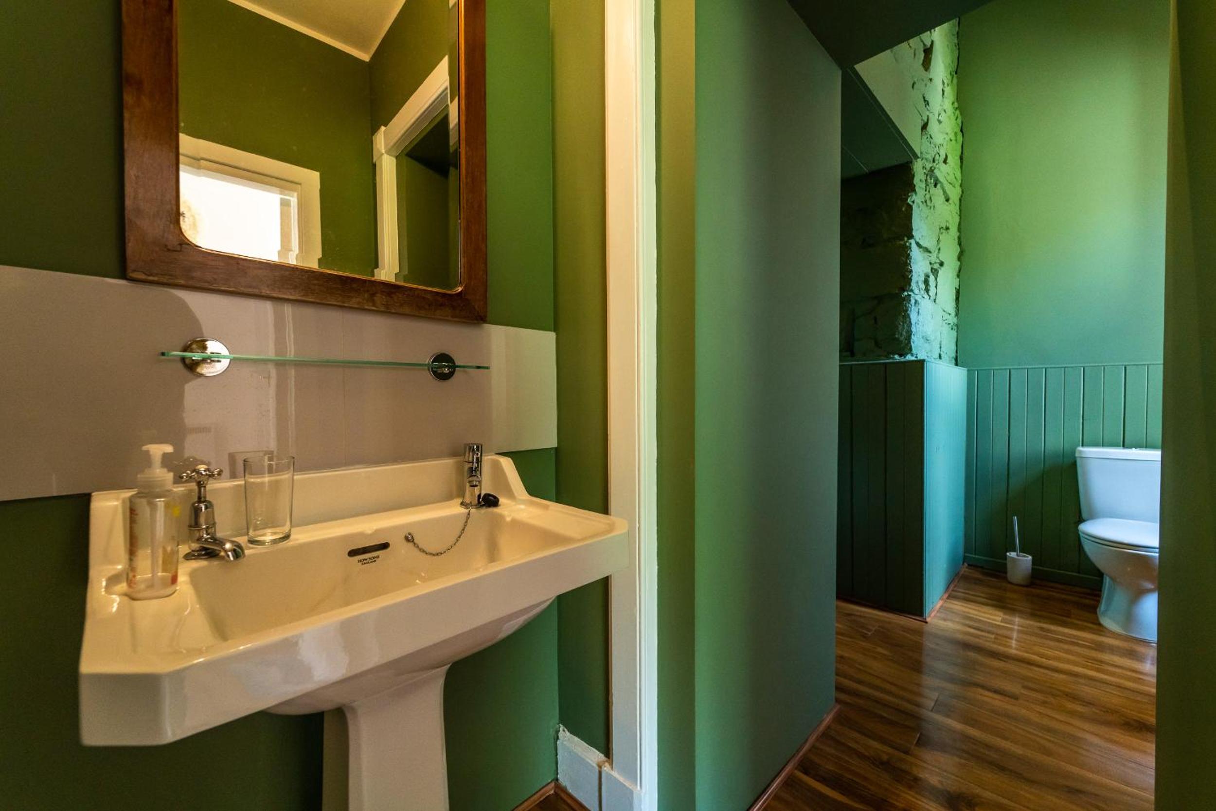 Double Room with Private Bathroom photo 3