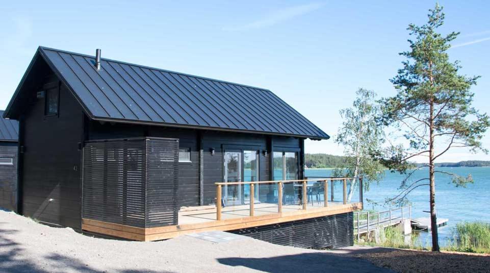 1 Bedroom Holiday House with Sea View and Sauna - Photo 6