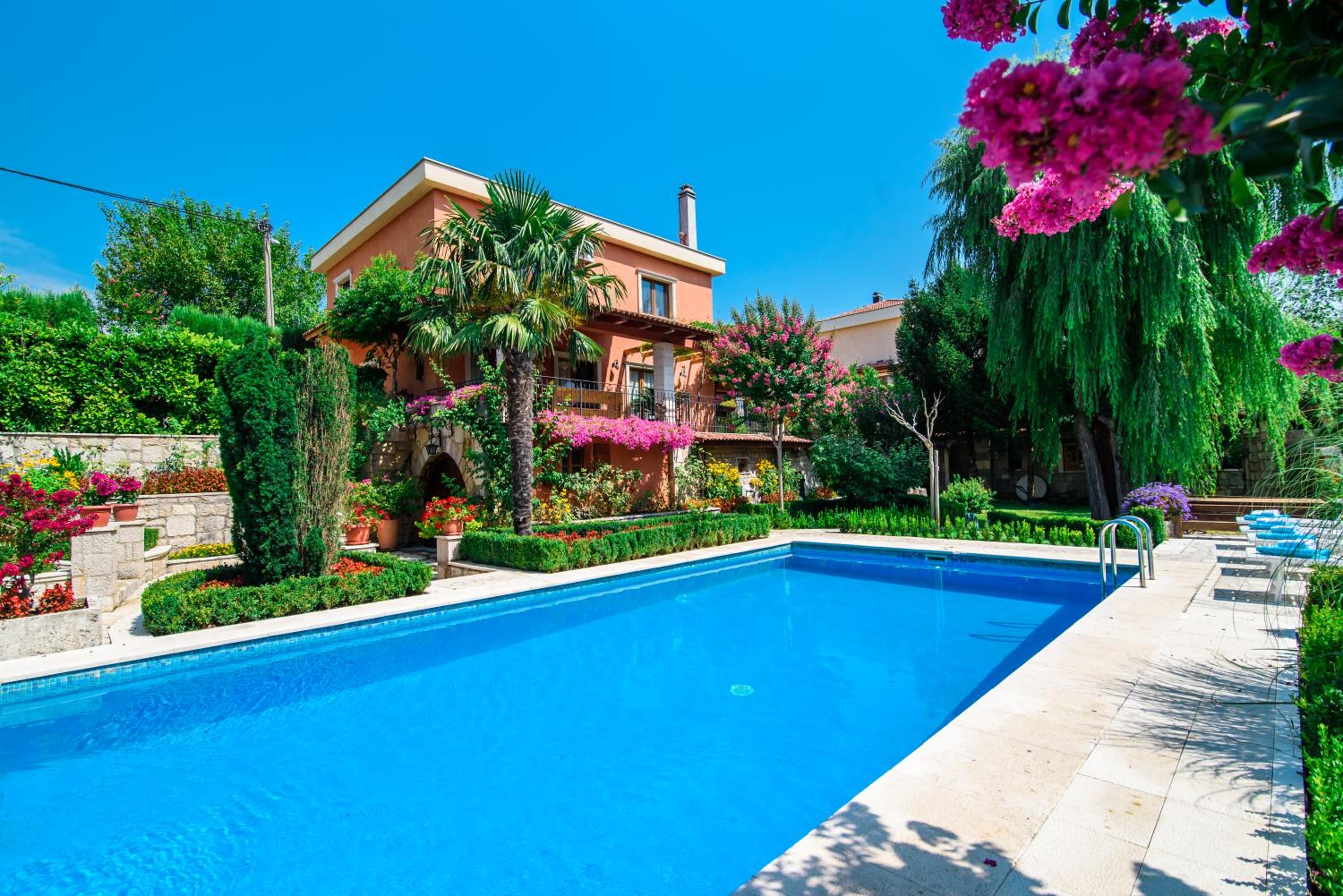 Villa with Private Pool photo 2