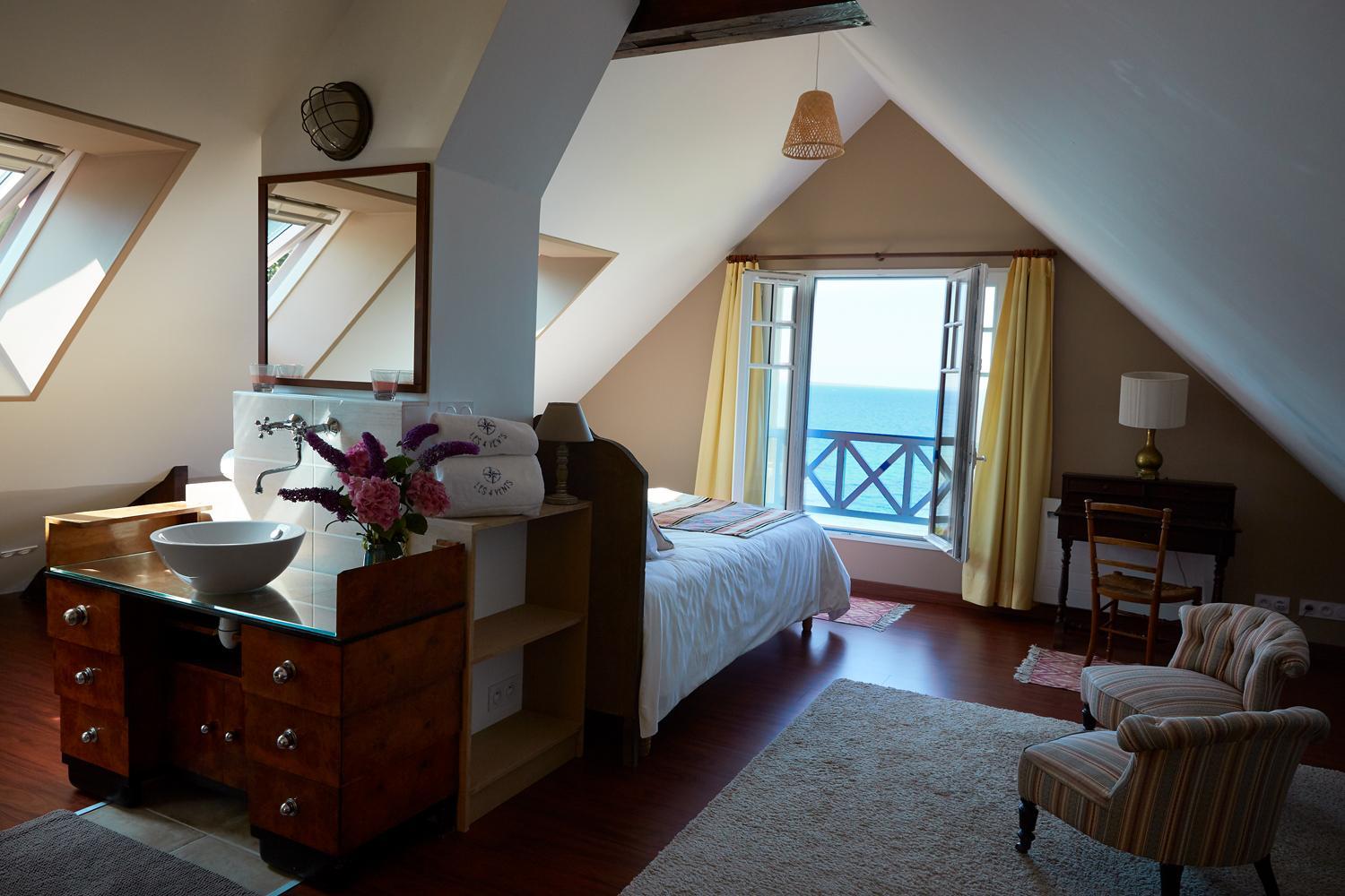 Le Loft Sous Les Toits - The Loft Under The Roof photo 1
