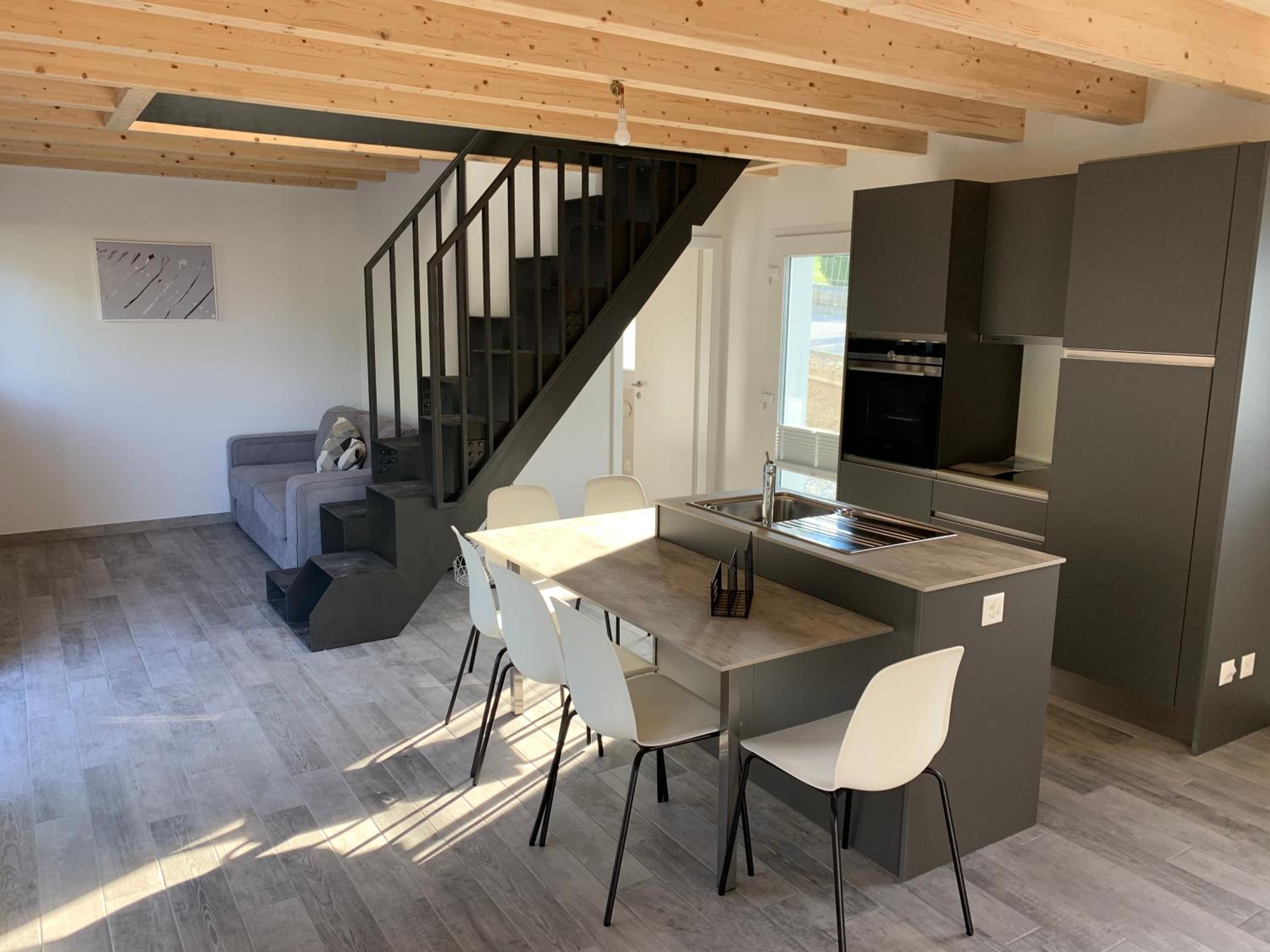 One-Bedroom House photo 1