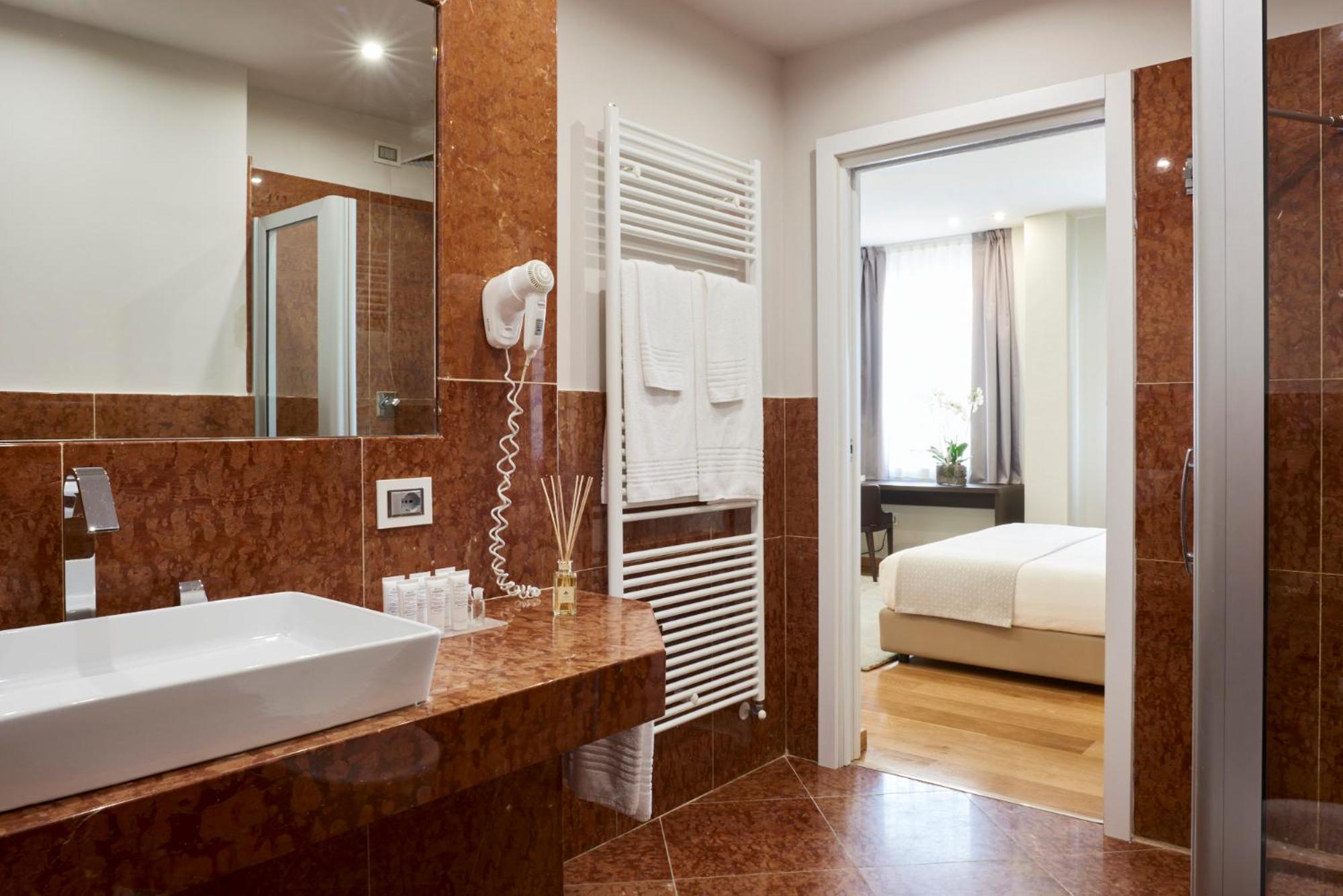 Junior Suite - Photo 7