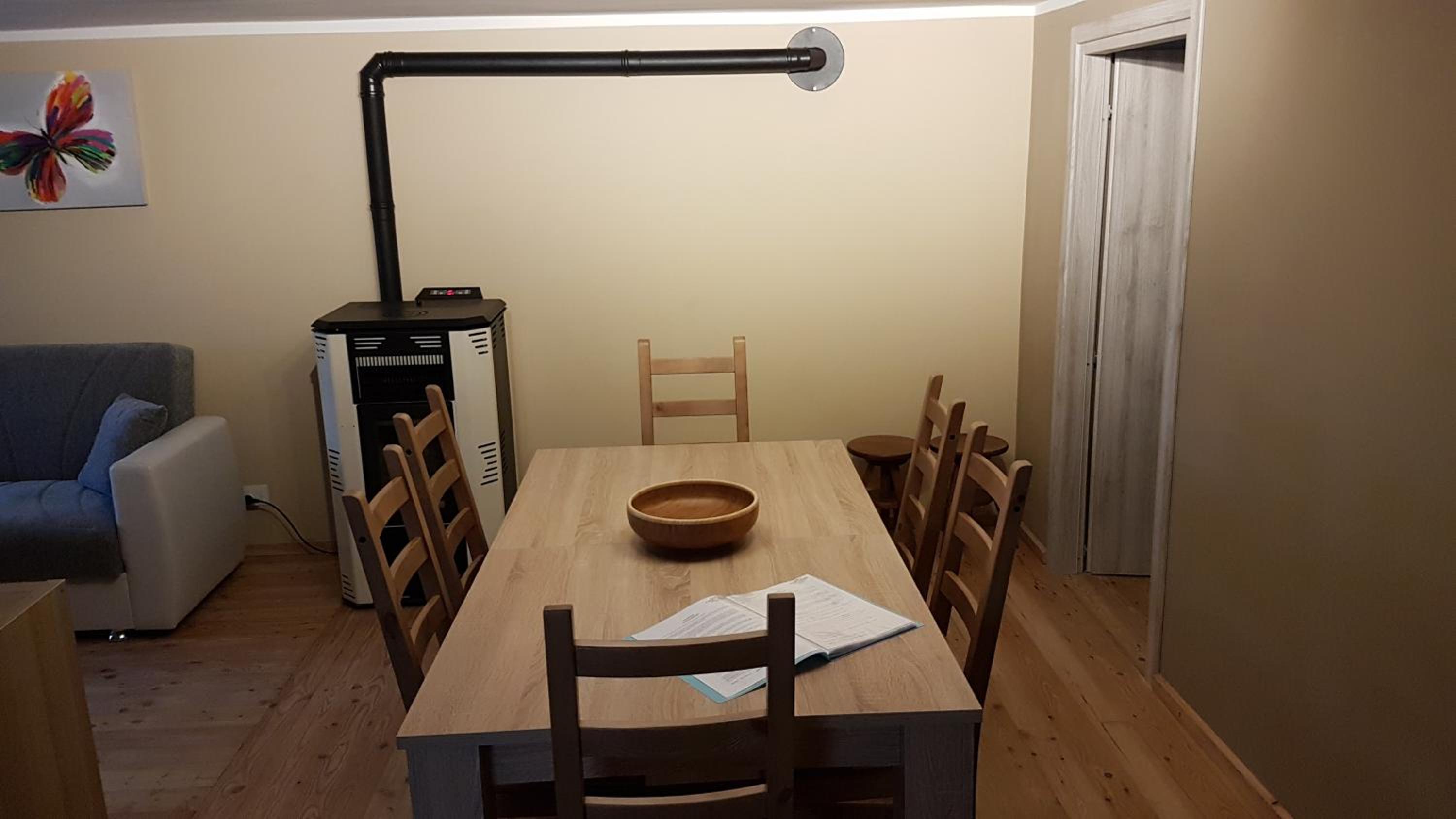 Deluxe Apartment photo 2